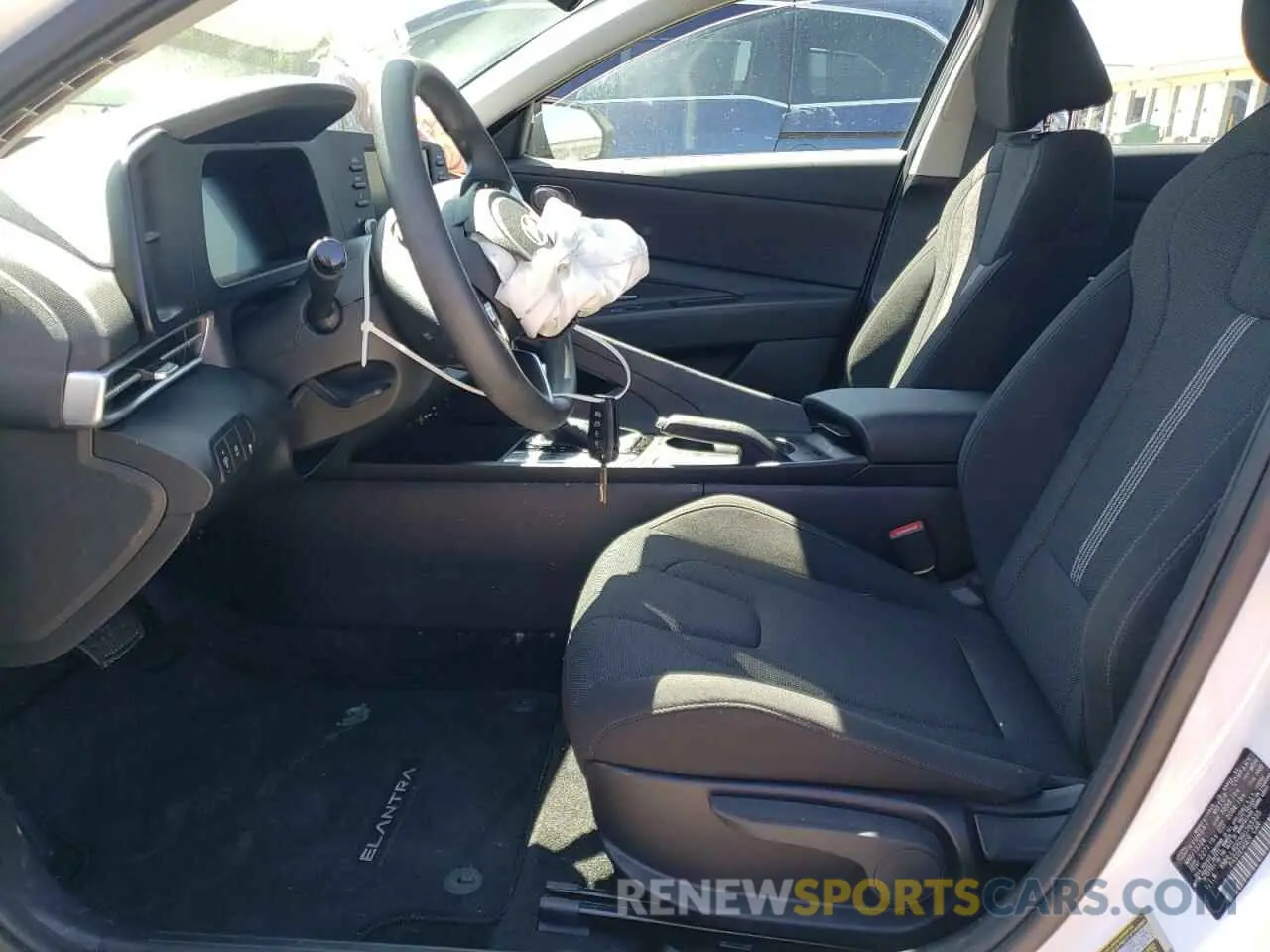7 Photograph of a damaged car KMHLL4DG3RU765935 HYUNDAI ELANTRA 2024