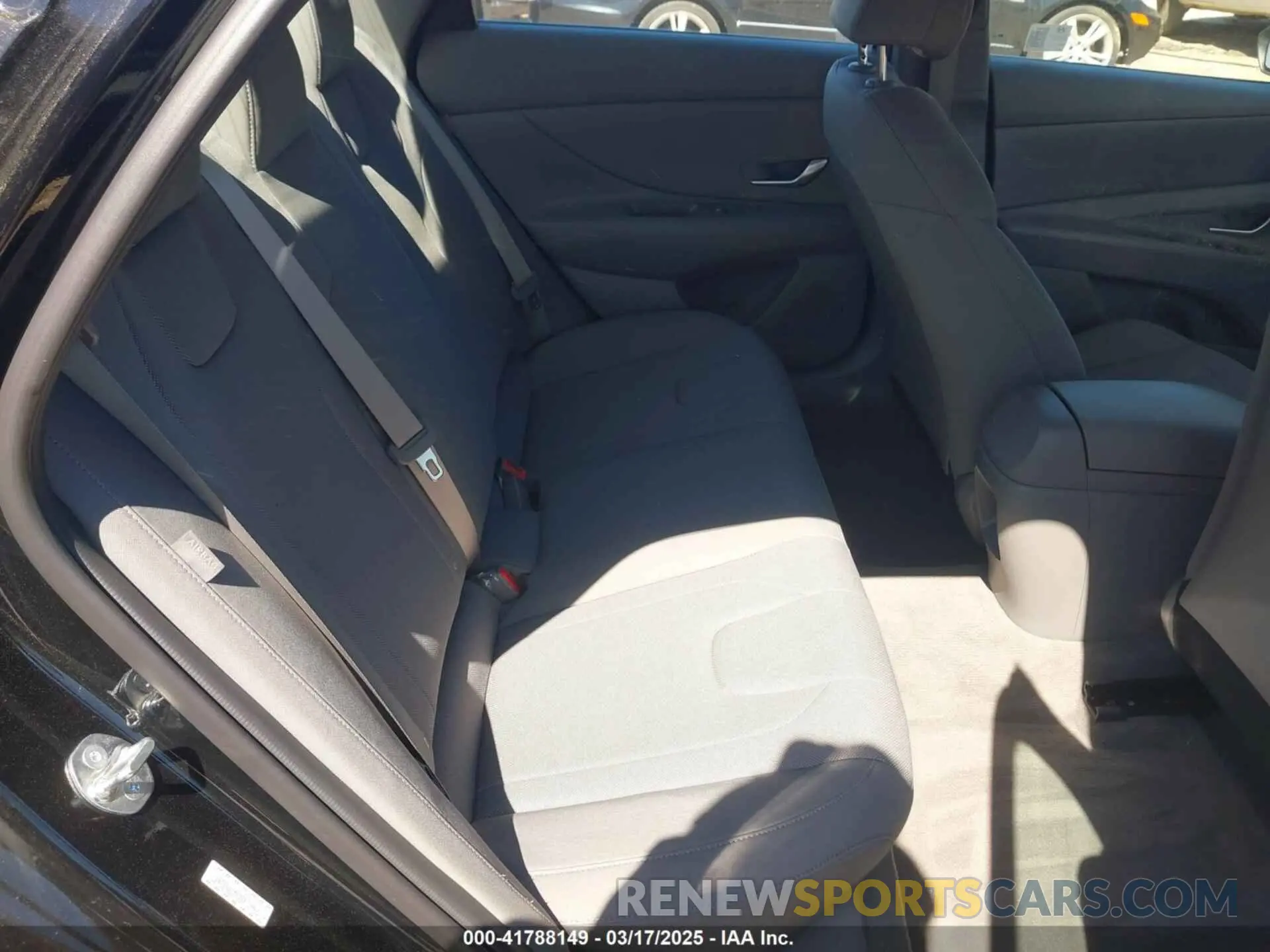 8 Photograph of a damaged car KMHLL4DG3RU772187 HYUNDAI ELANTRA 2024