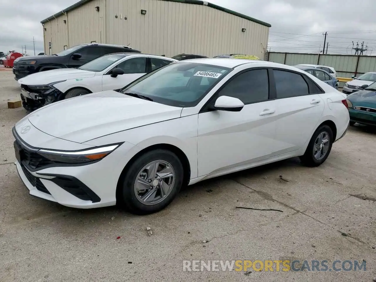 1 Photograph of a damaged car KMHLL4DG3RU828340 HYUNDAI ELANTRA 2024