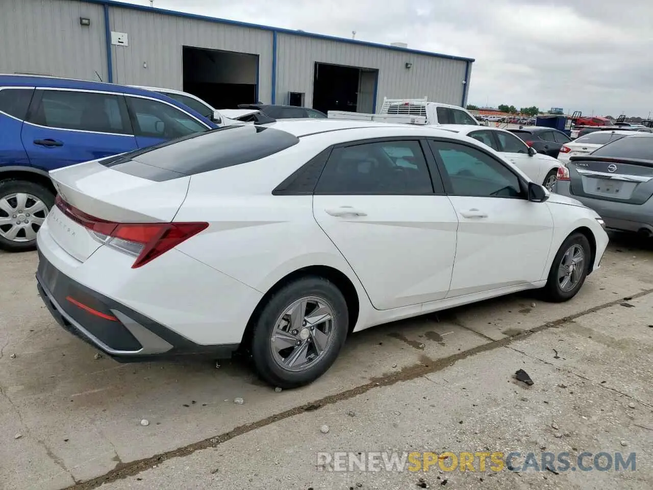 3 Photograph of a damaged car KMHLL4DG3RU828340 HYUNDAI ELANTRA 2024