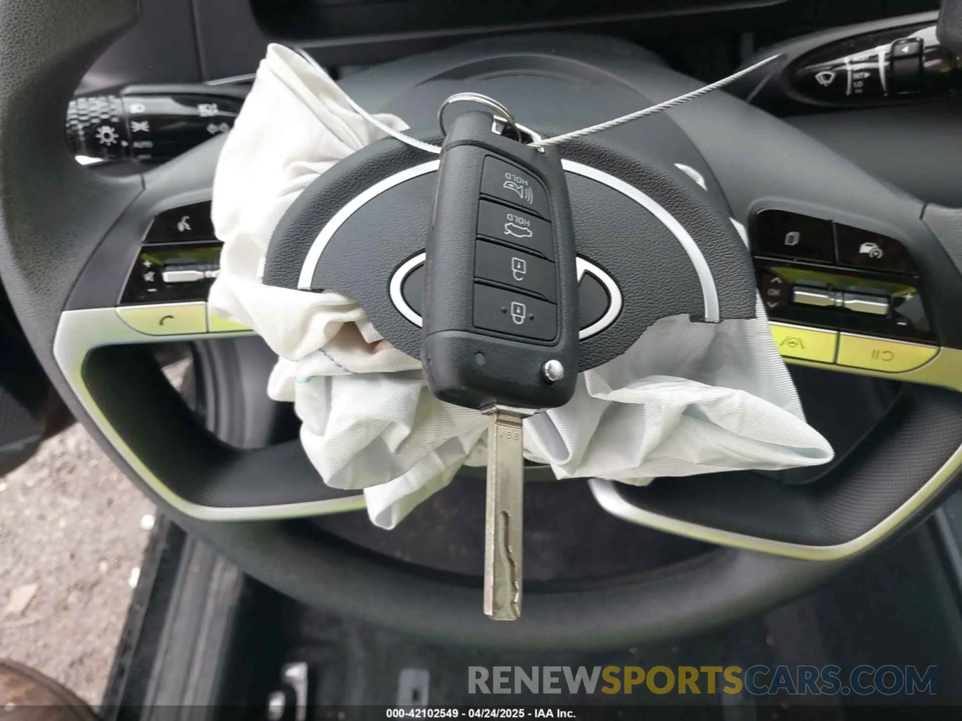 11 Photograph of a damaged car KMHLL4DG3RU829049 HYUNDAI ELANTRA 2024