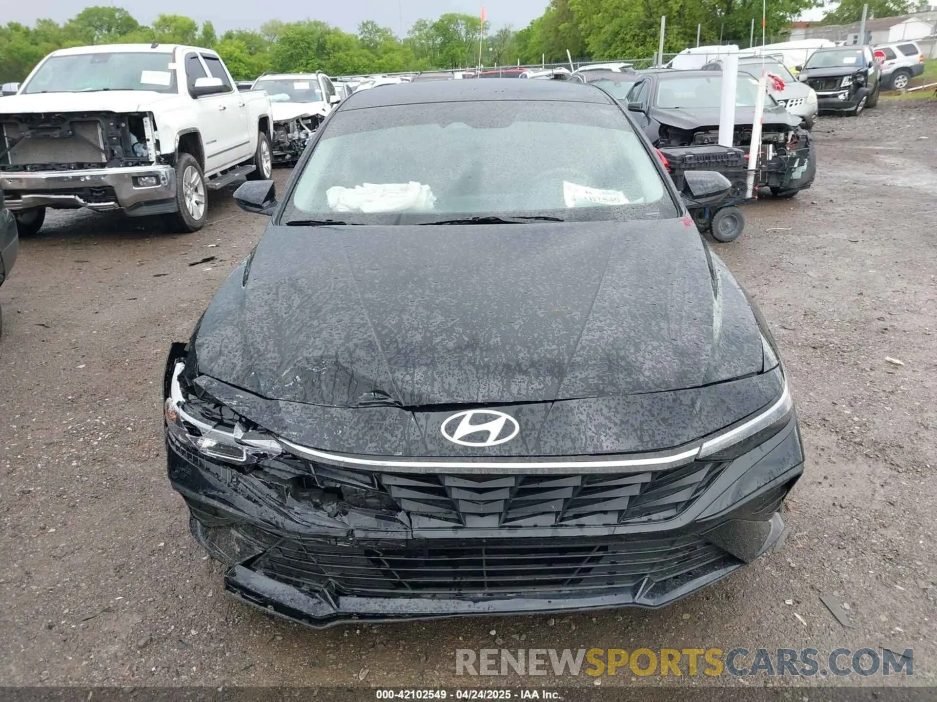 12 Photograph of a damaged car KMHLL4DG3RU829049 HYUNDAI ELANTRA 2024