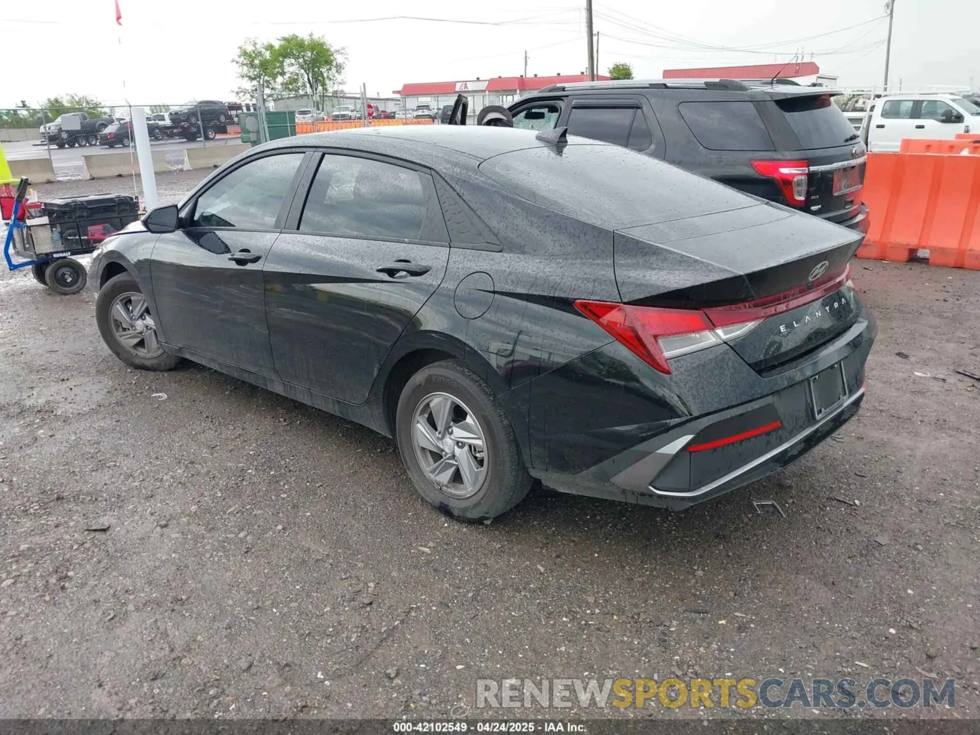 3 Photograph of a damaged car KMHLL4DG3RU829049 HYUNDAI ELANTRA 2024