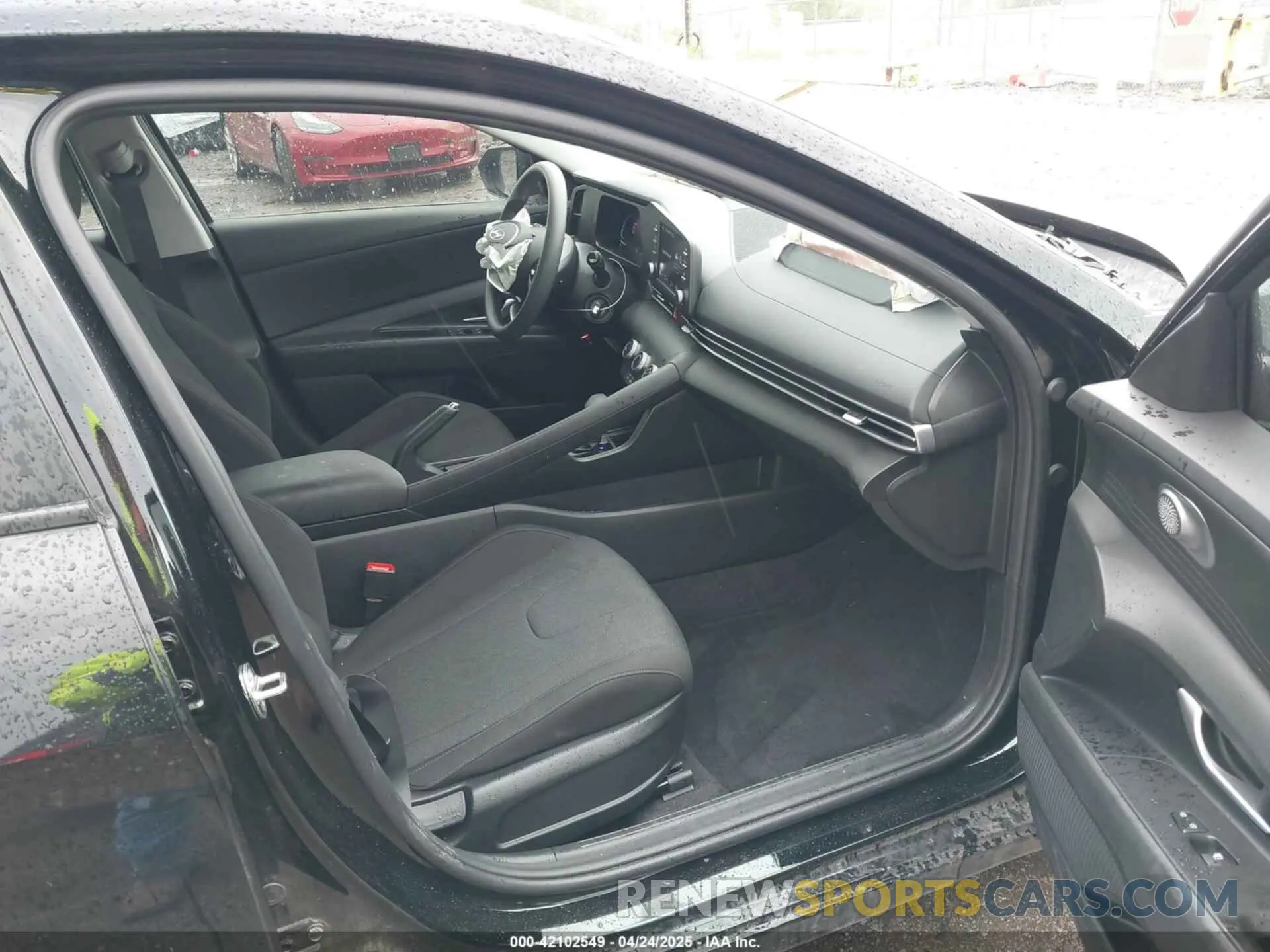 5 Photograph of a damaged car KMHLL4DG3RU829049 HYUNDAI ELANTRA 2024