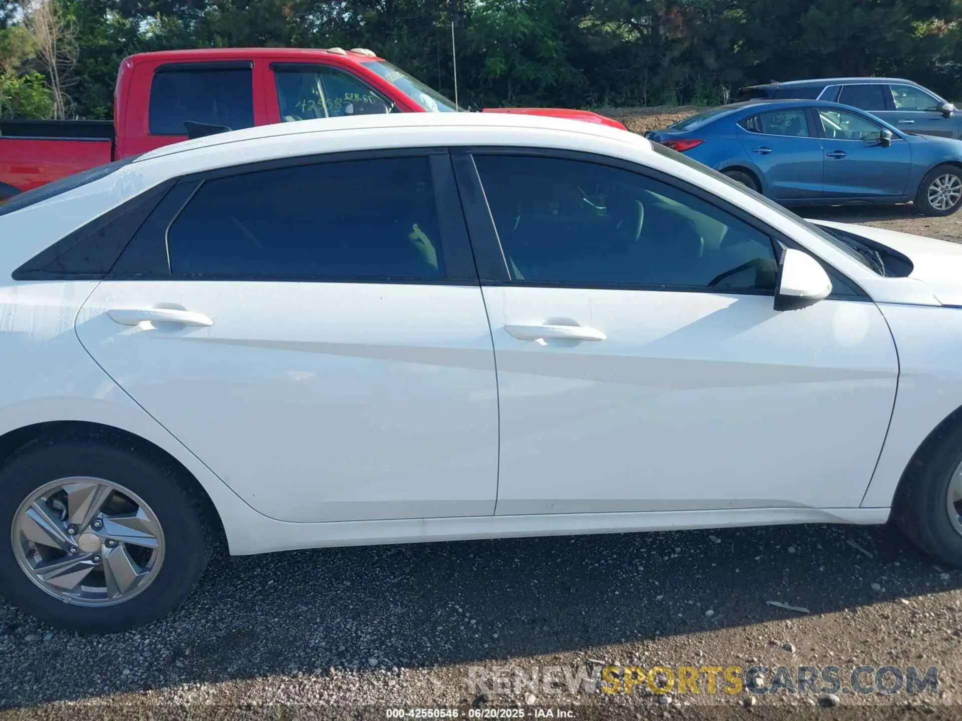 14 Photograph of a damaged car KMHLL4DG4RU727081 HYUNDAI ELANTRA 2024