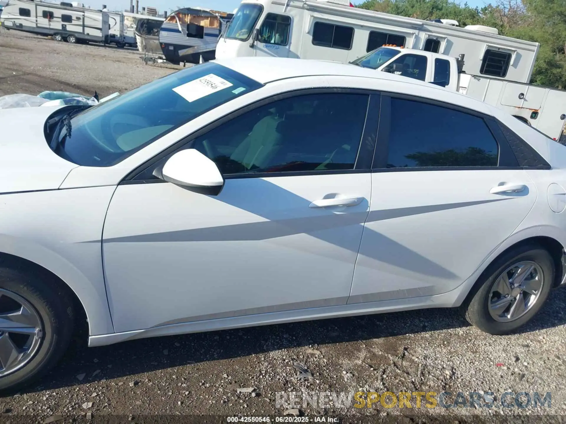 15 Photograph of a damaged car KMHLL4DG4RU727081 HYUNDAI ELANTRA 2024