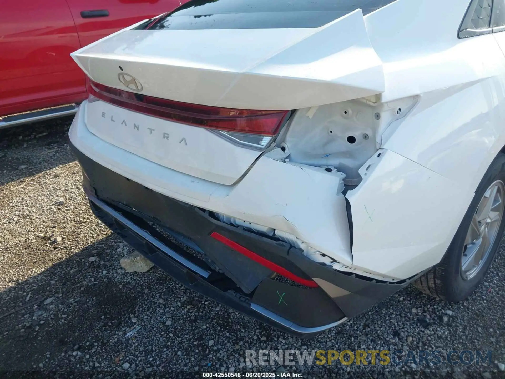 6 Photograph of a damaged car KMHLL4DG4RU727081 HYUNDAI ELANTRA 2024