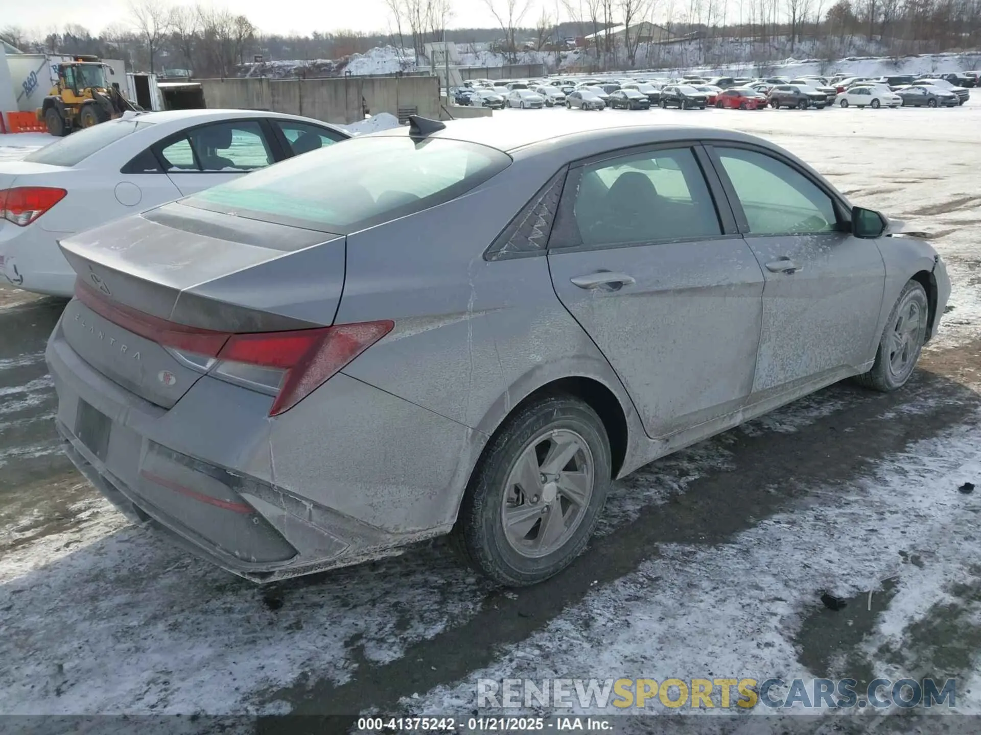 4 Photograph of a damaged car KMHLL4DG4RU833739 HYUNDAI ELANTRA 2024