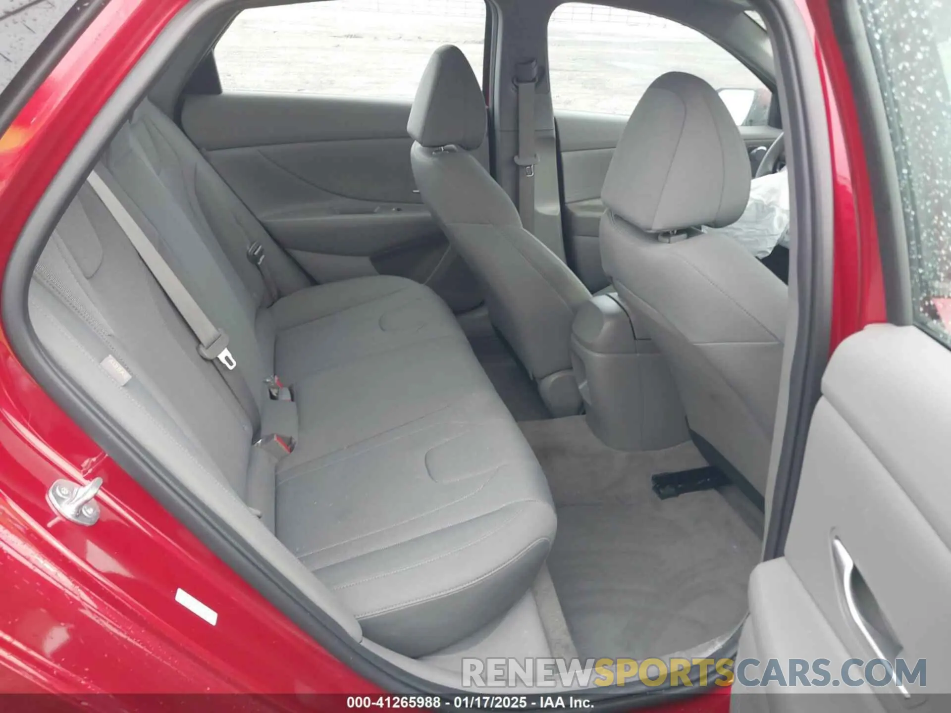 8 Photograph of a damaged car KMHLL4DG5RU829392 HYUNDAI ELANTRA 2024