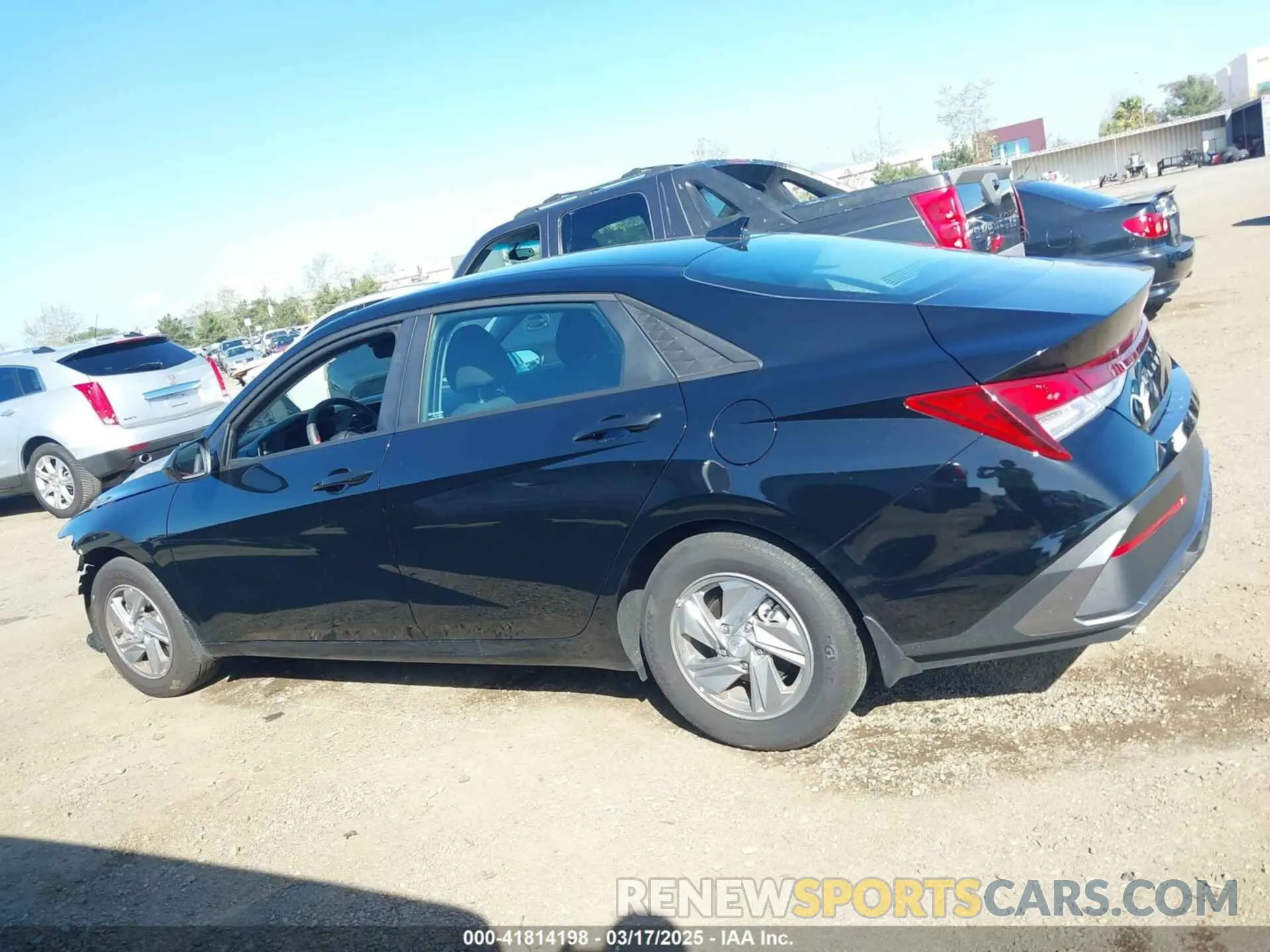 15 Photograph of a damaged car KMHLL4DG5RU842031 HYUNDAI ELANTRA 2024