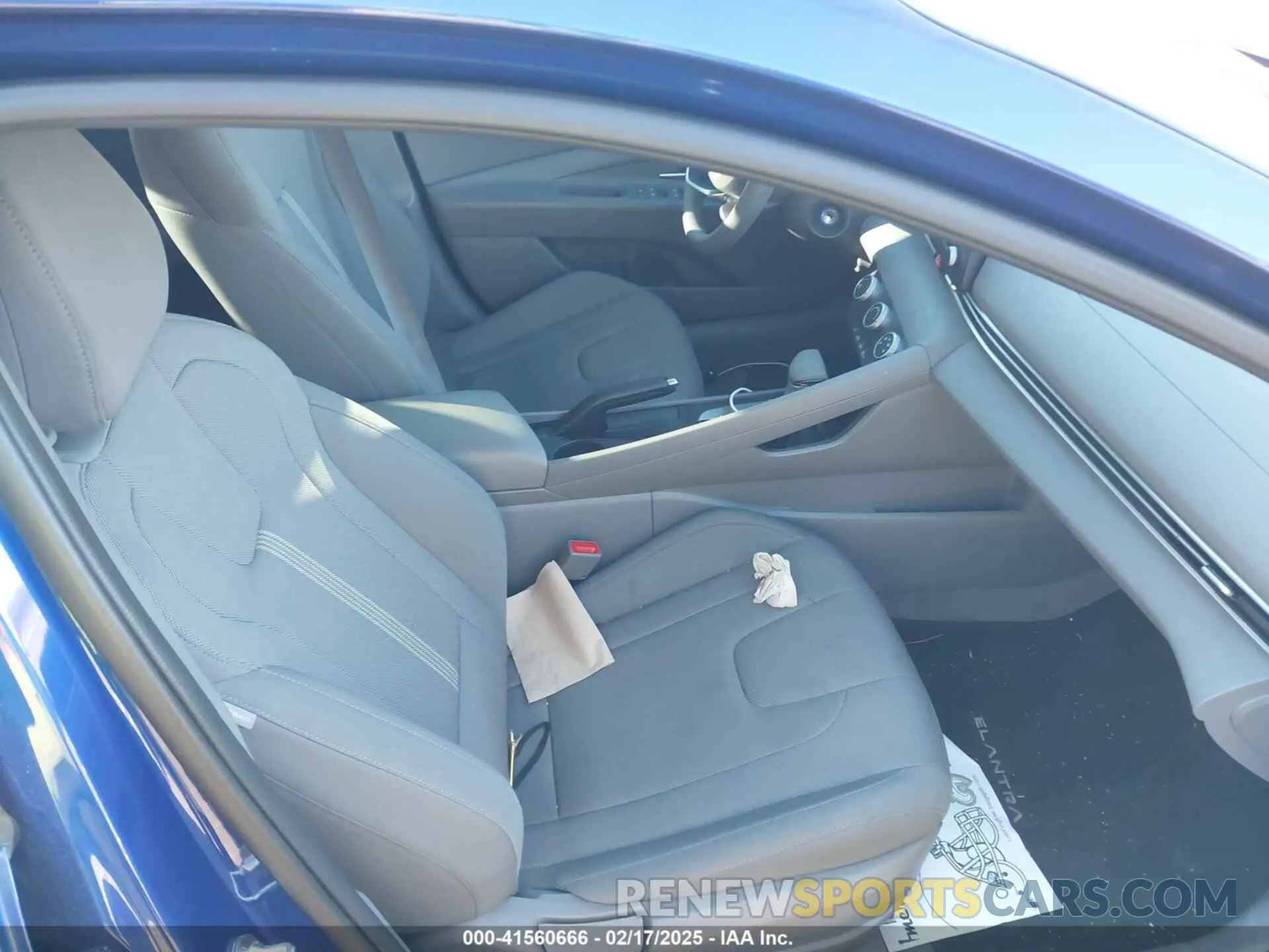 5 Photograph of a damaged car KMHLL4DG6RU686842 HYUNDAI ELANTRA 2024