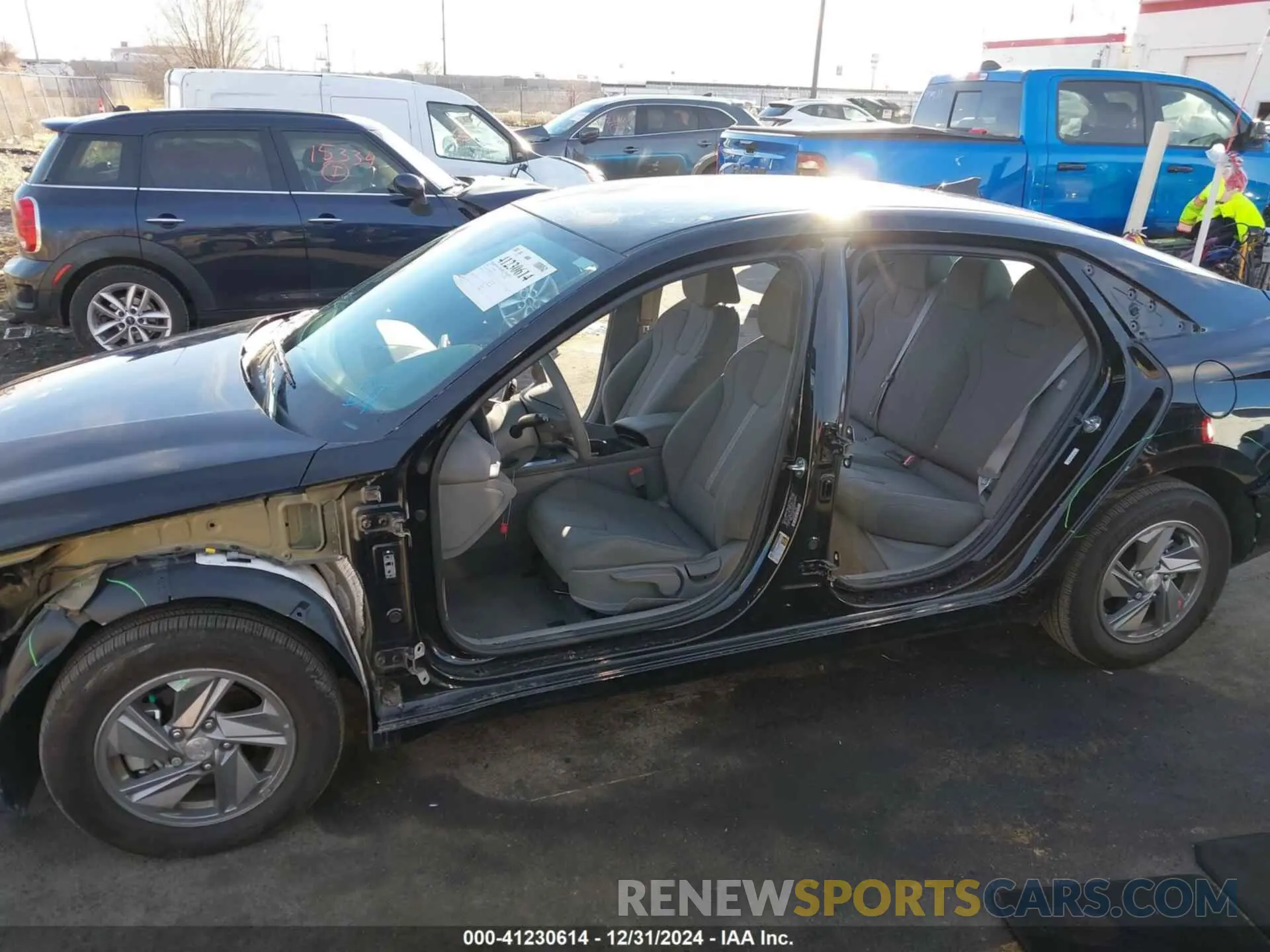 15 Photograph of a damaged car KMHLL4DG6RU765251 HYUNDAI ELANTRA 2024