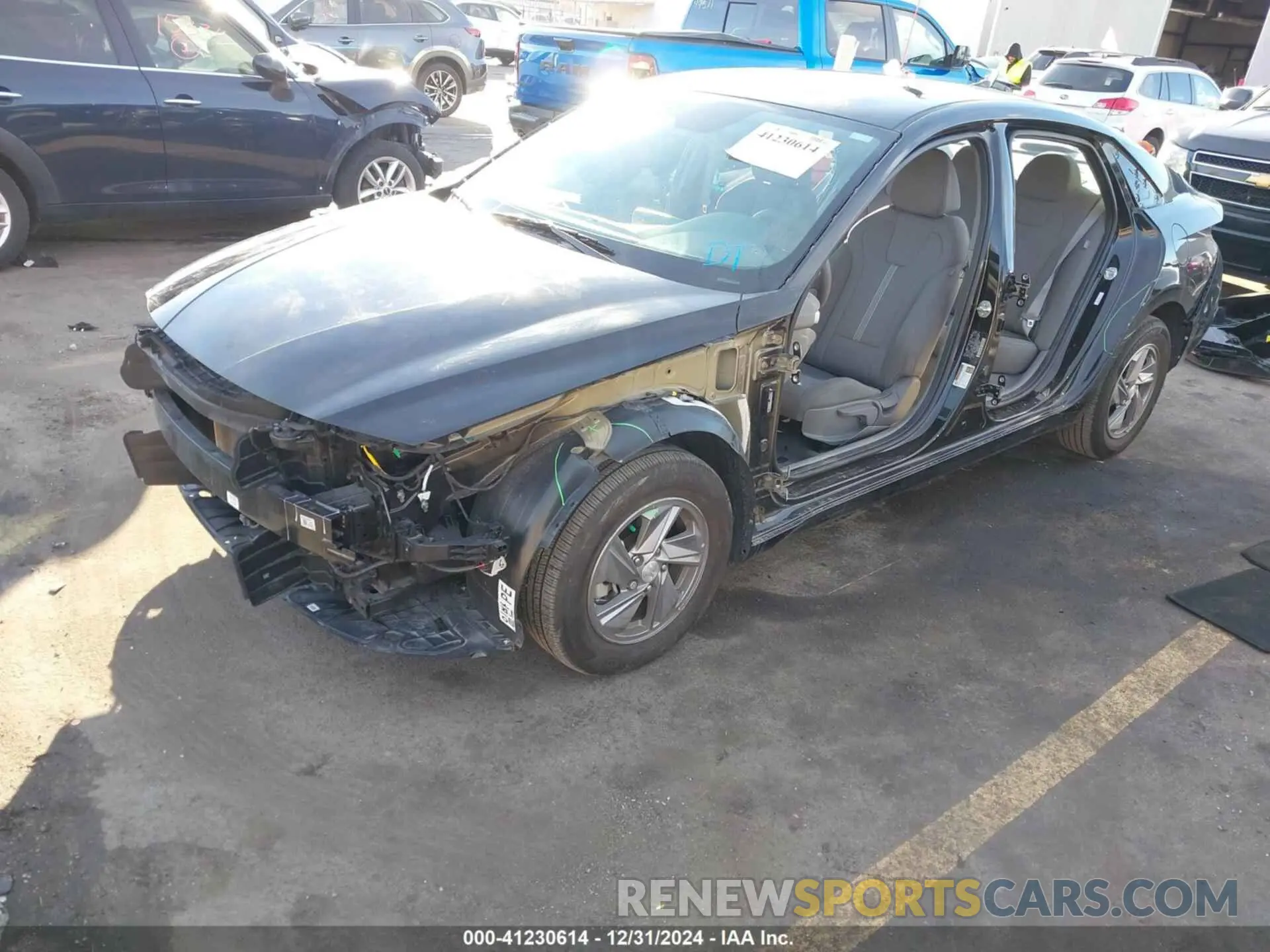 2 Photograph of a damaged car KMHLL4DG6RU765251 HYUNDAI ELANTRA 2024