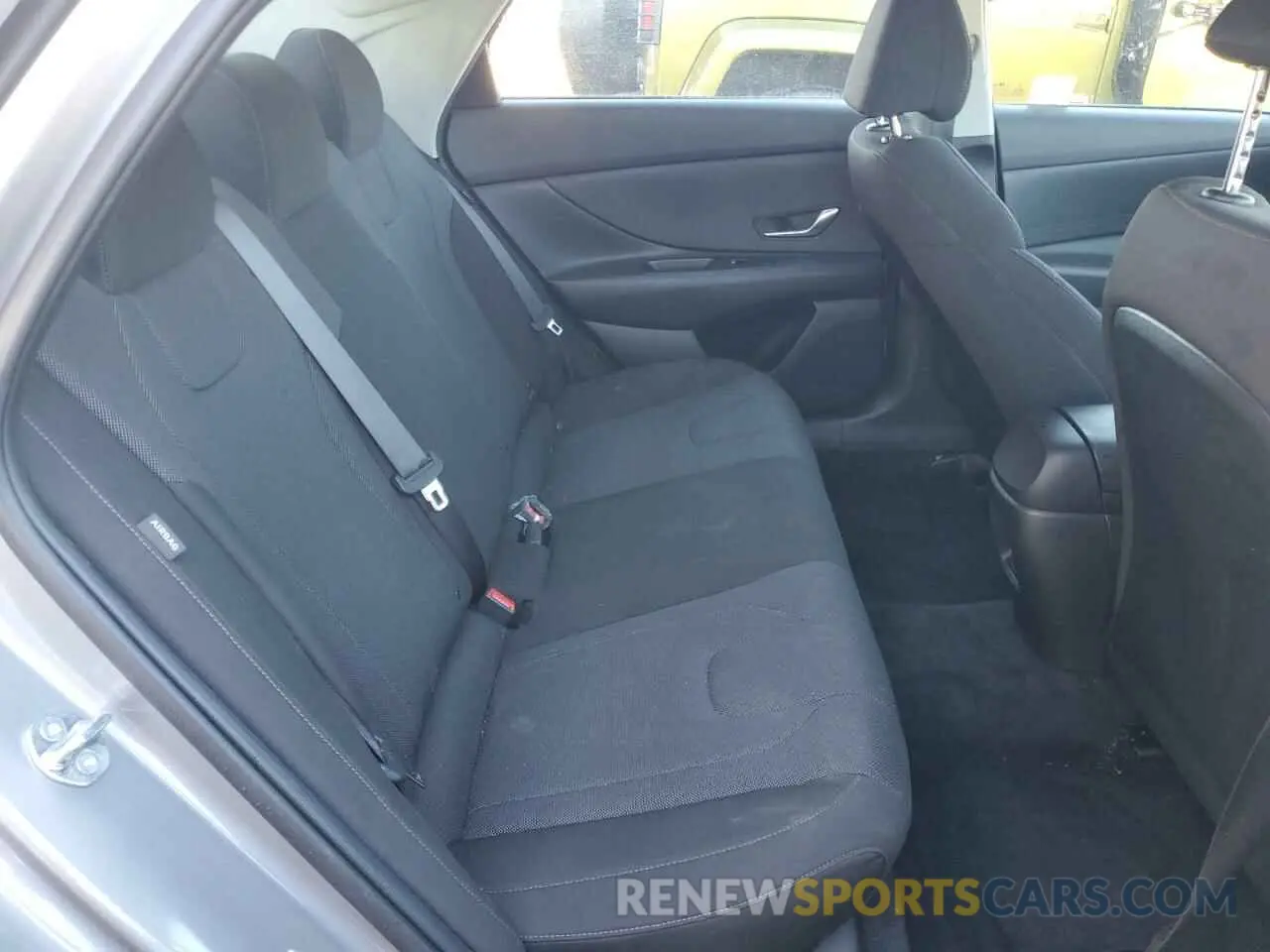 10 Photograph of a damaged car KMHLL4DG6RU771499 HYUNDAI ELANTRA 2024
