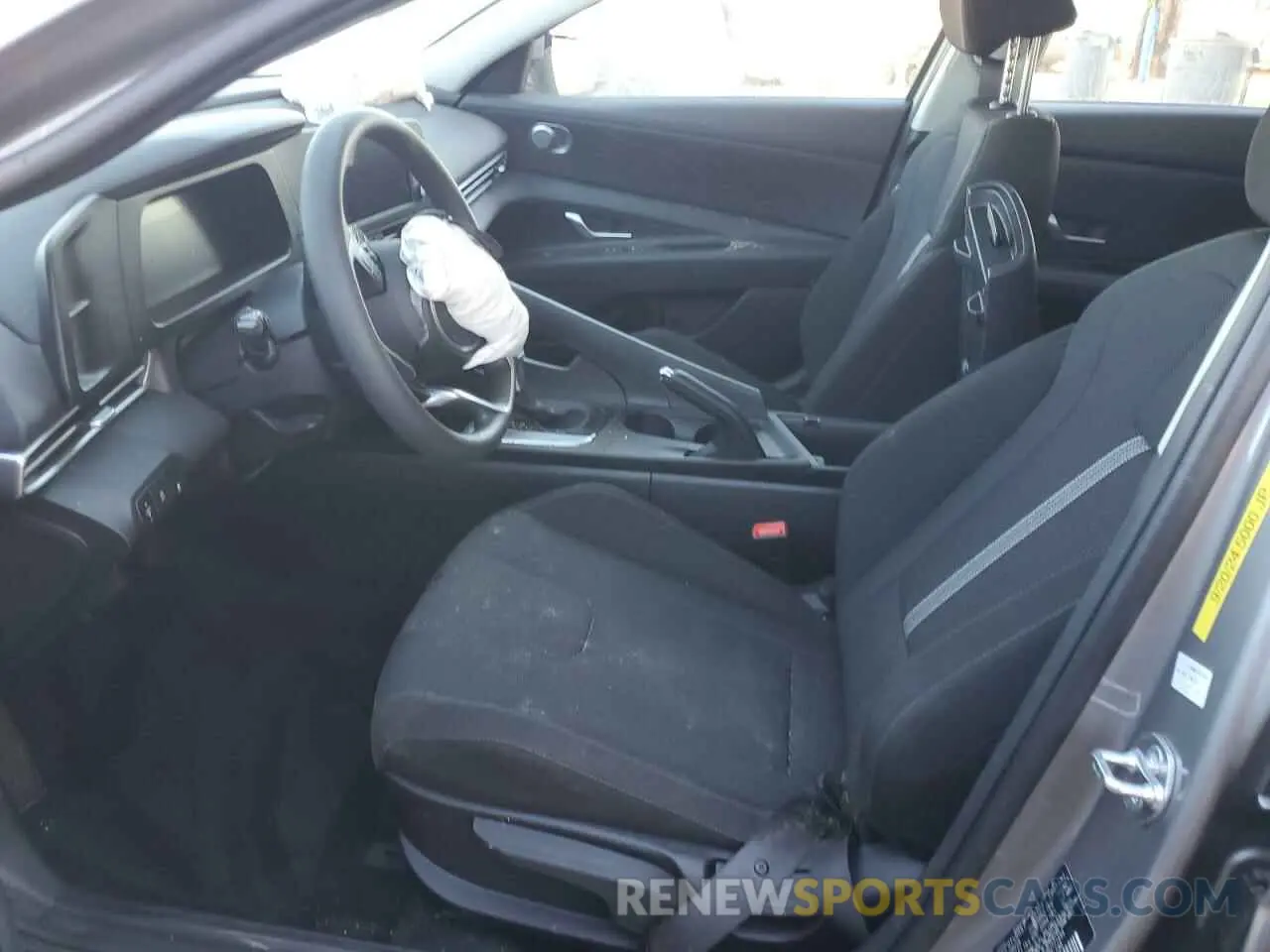 7 Photograph of a damaged car KMHLL4DG6RU771499 HYUNDAI ELANTRA 2024
