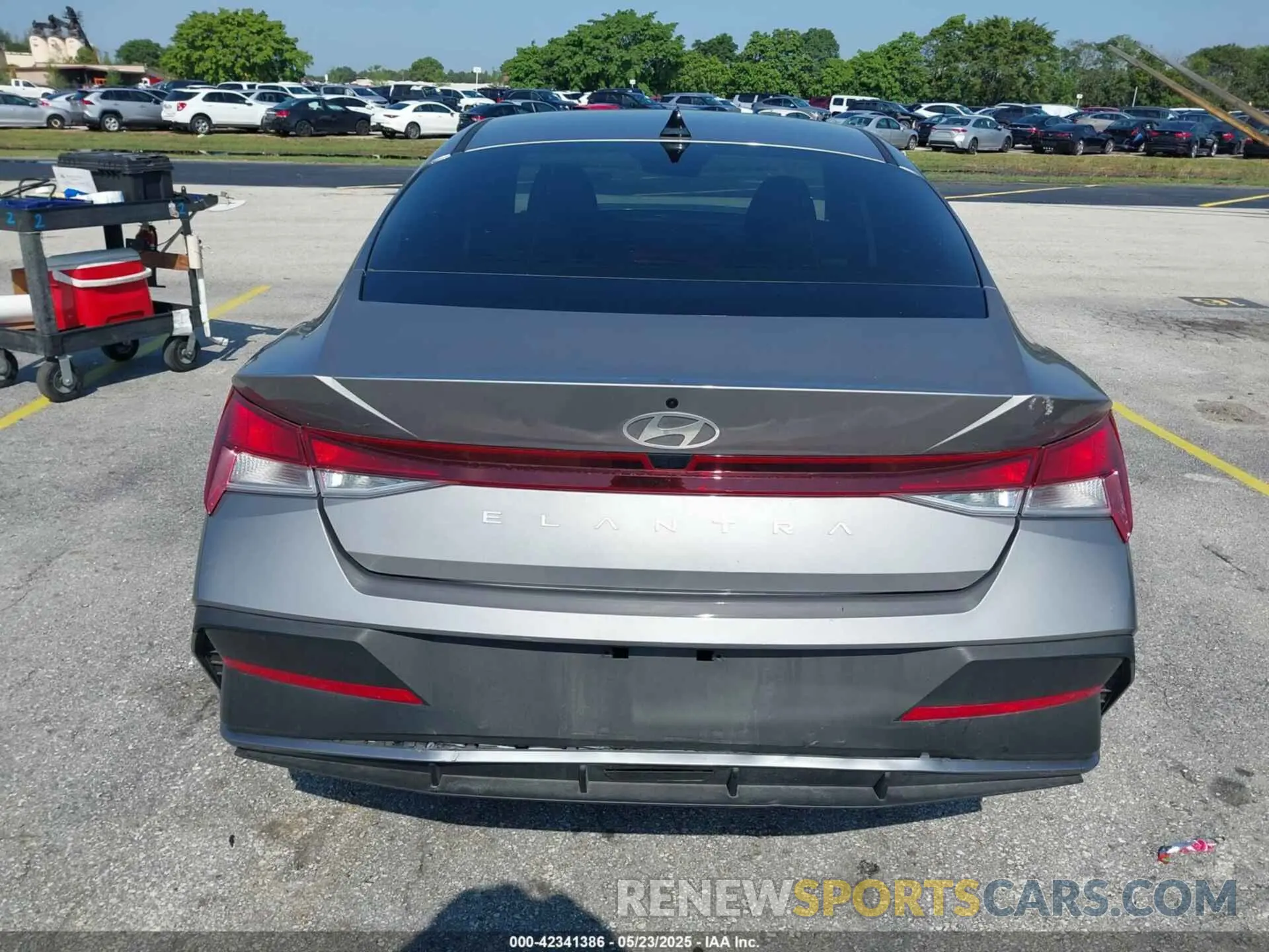 16 Photograph of a damaged car KMHLL4DG6RU801777 HYUNDAI ELANTRA 2024