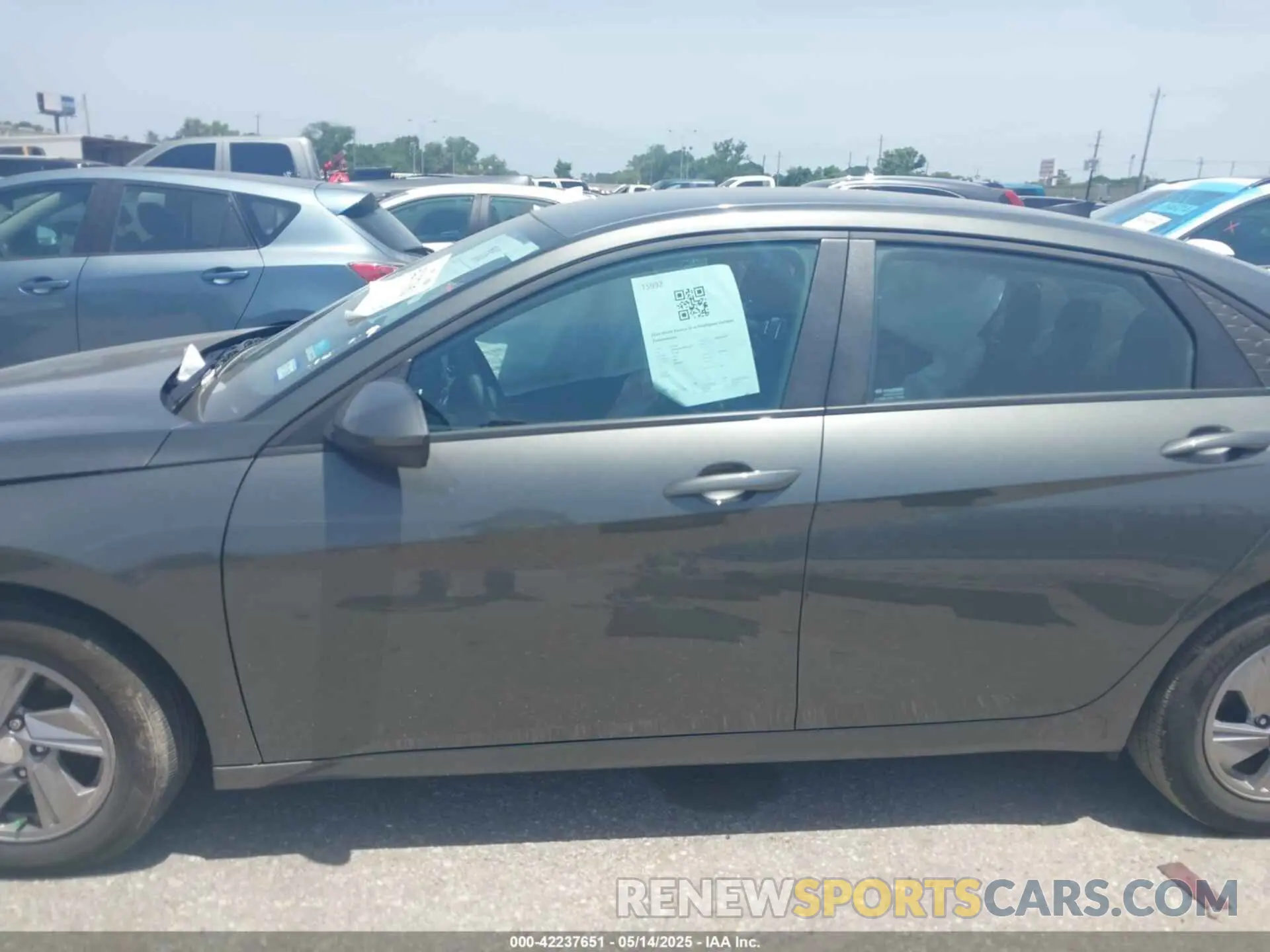 14 Photograph of a damaged car KMHLL4DG6RU814223 HYUNDAI ELANTRA 2024
