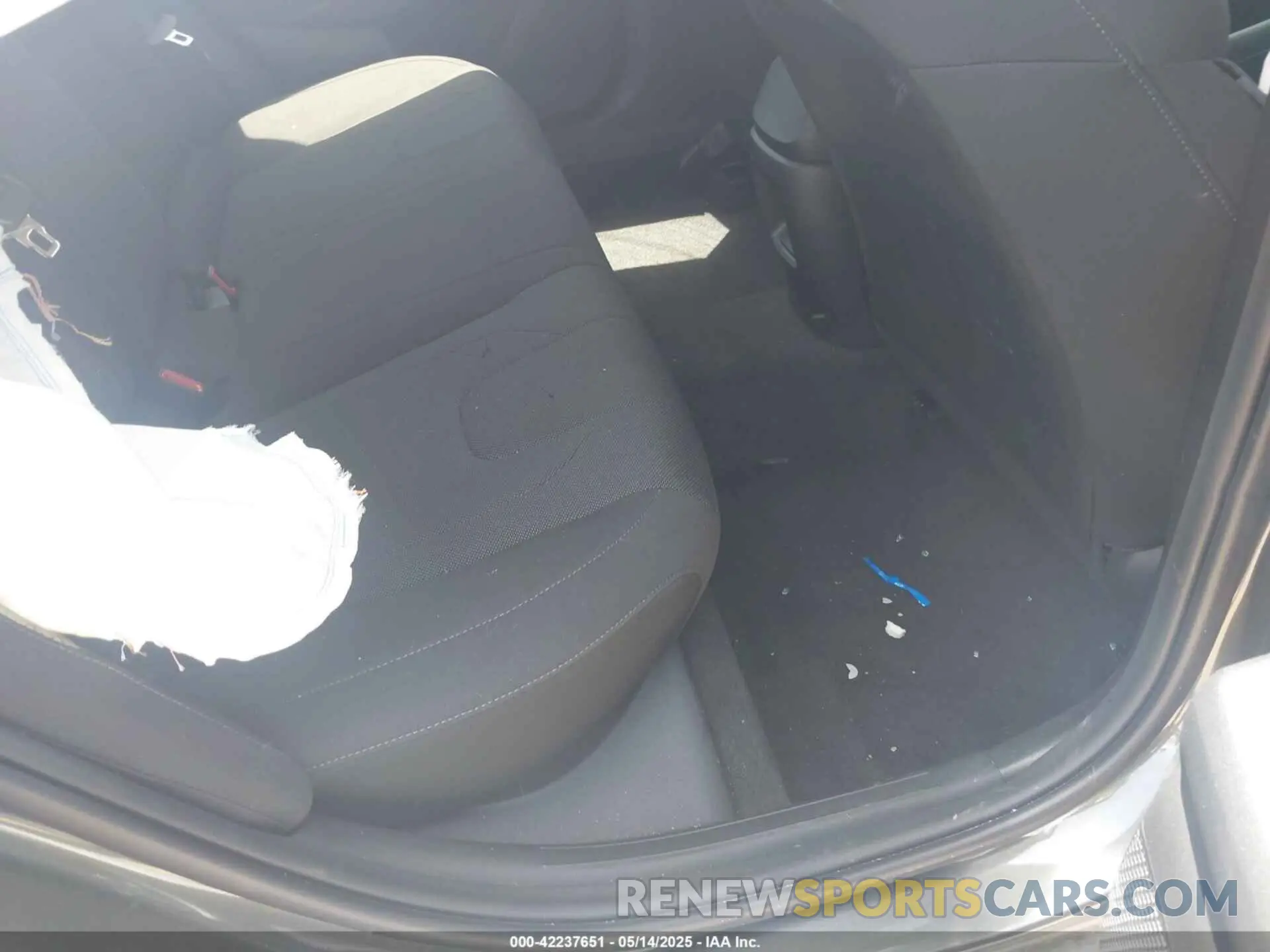 8 Photograph of a damaged car KMHLL4DG6RU814223 HYUNDAI ELANTRA 2024