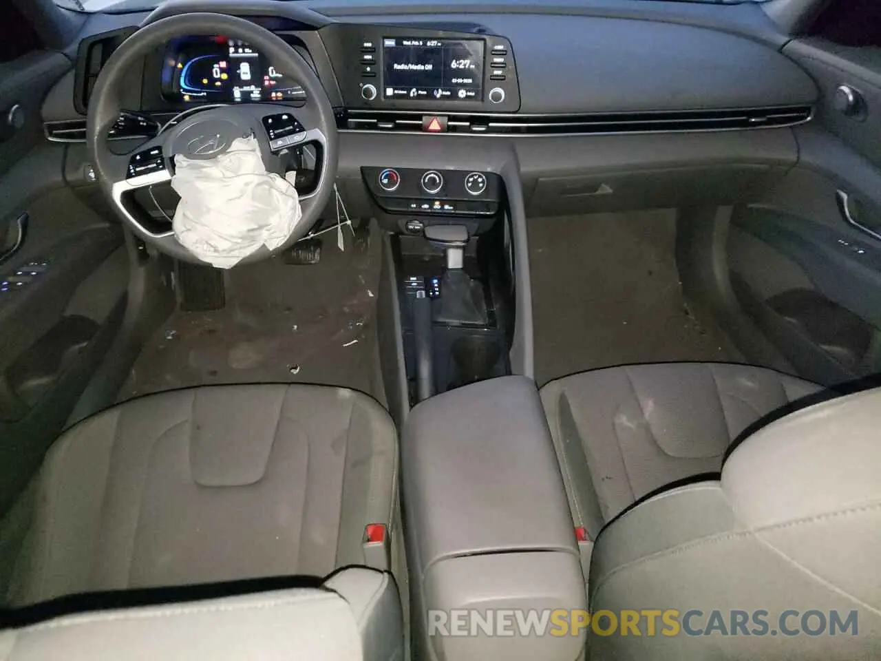 8 Photograph of a damaged car KMHLL4DG6RU843446 HYUNDAI ELANTRA 2024