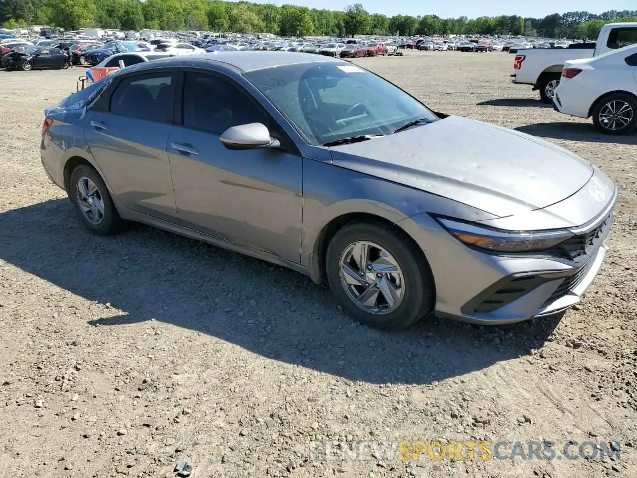 4 Photograph of a damaged car KMHLL4DG7RU730234 HYUNDAI ELANTRA 2024