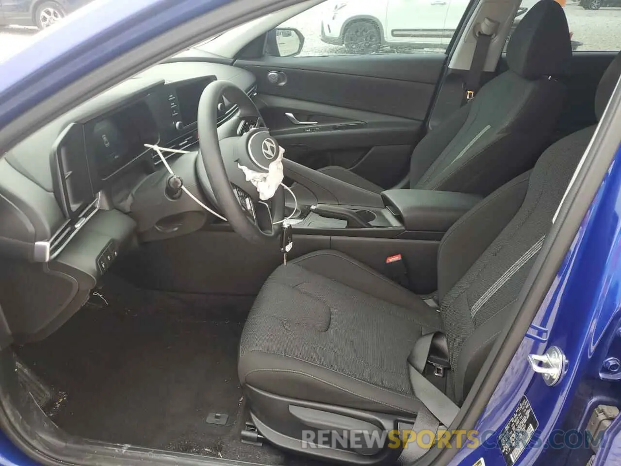 7 Photograph of a damaged car KMHLL4DG7RU790627 HYUNDAI ELANTRA 2024