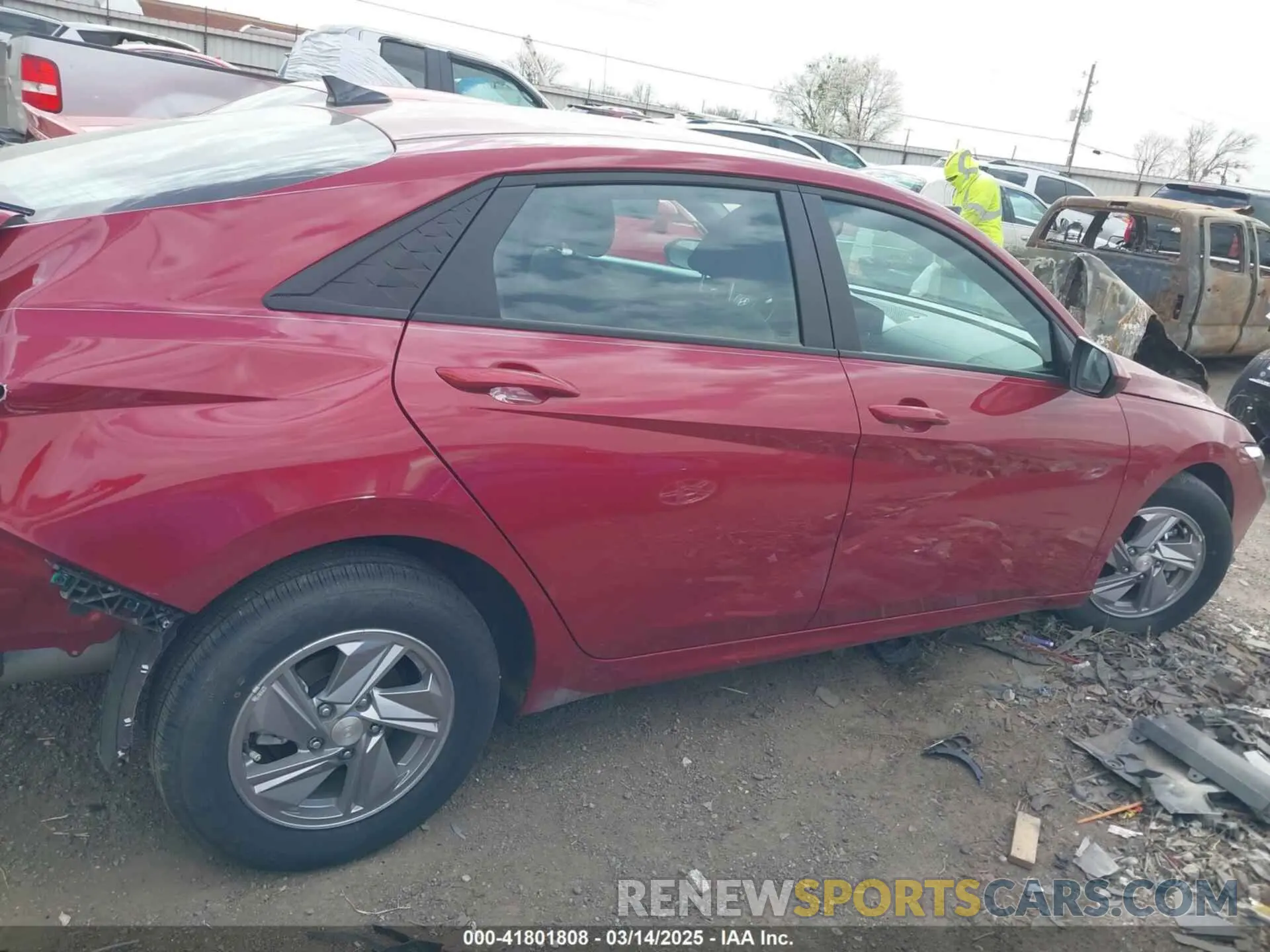 14 Photograph of a damaged car KMHLL4DG7RU851961 HYUNDAI ELANTRA 2024