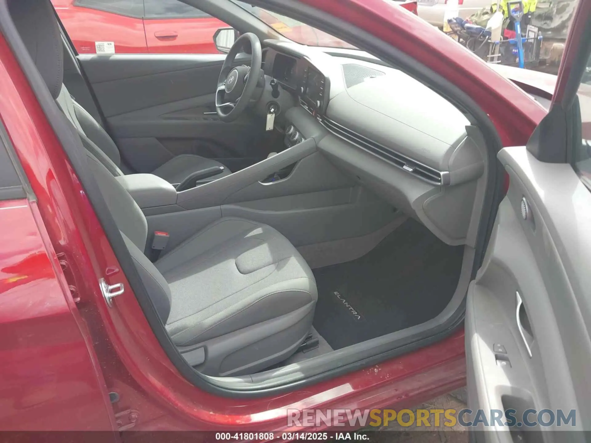5 Photograph of a damaged car KMHLL4DG7RU851961 HYUNDAI ELANTRA 2024