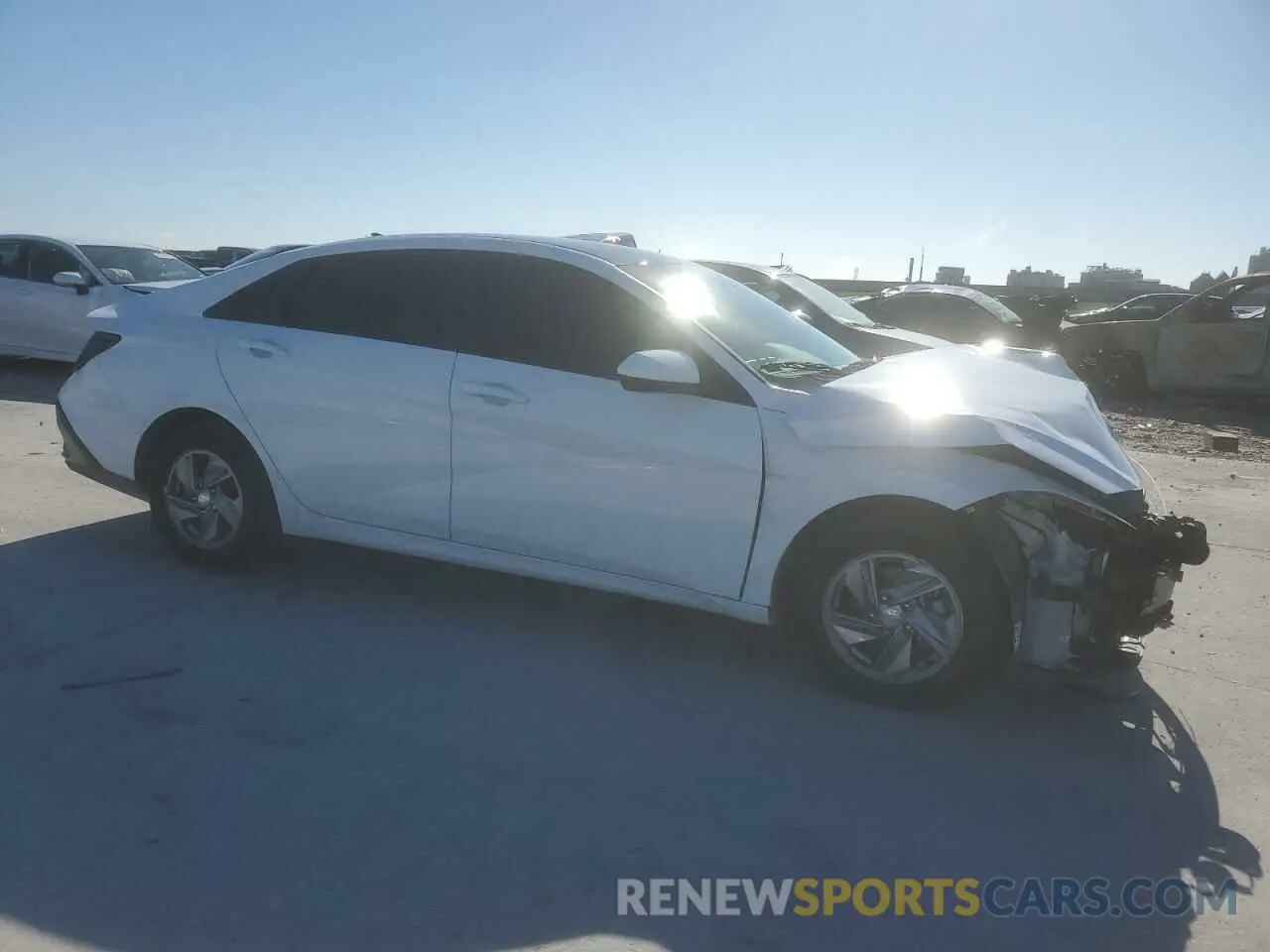 4 Photograph of a damaged car KMHLL4DG8RU685885 HYUNDAI ELANTRA 2024
