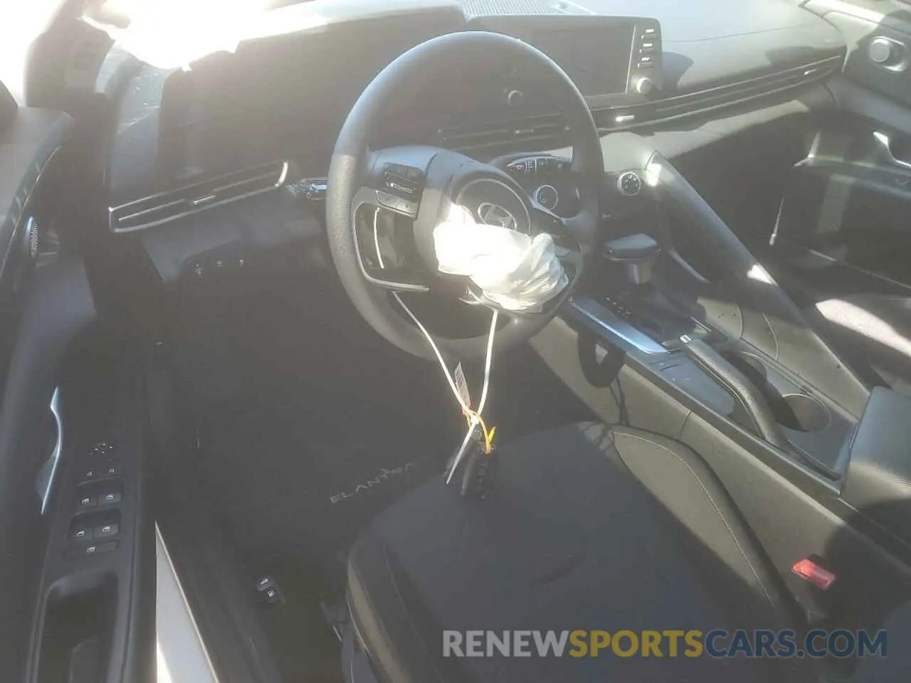 8 Photograph of a damaged car KMHLL4DG8RU685885 HYUNDAI ELANTRA 2024