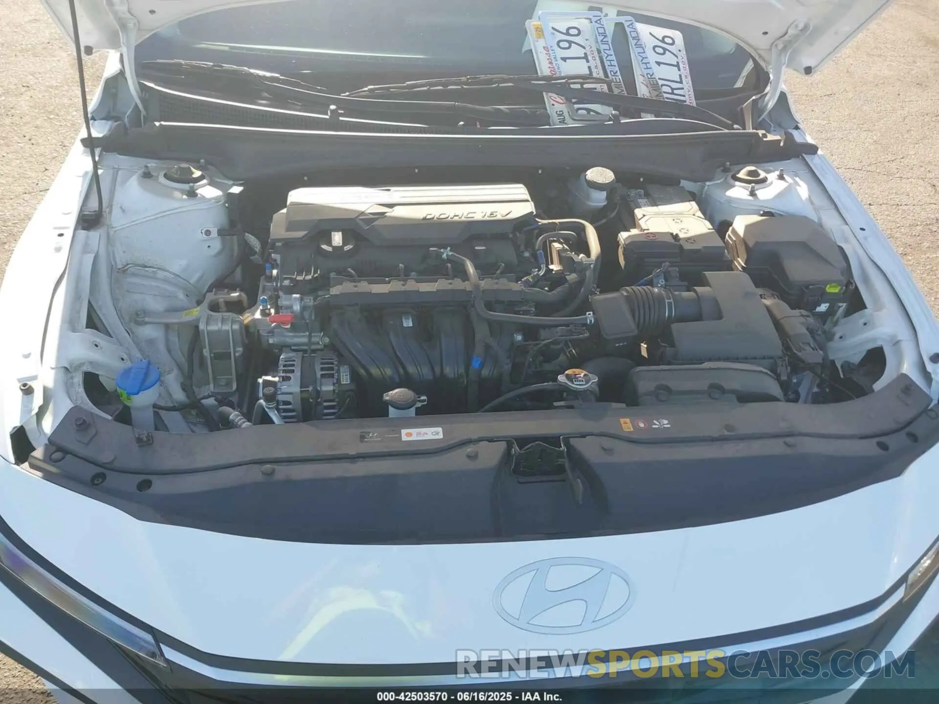 10 Photograph of a damaged car KMHLL4DG8RU816118 HYUNDAI ELANTRA 2024