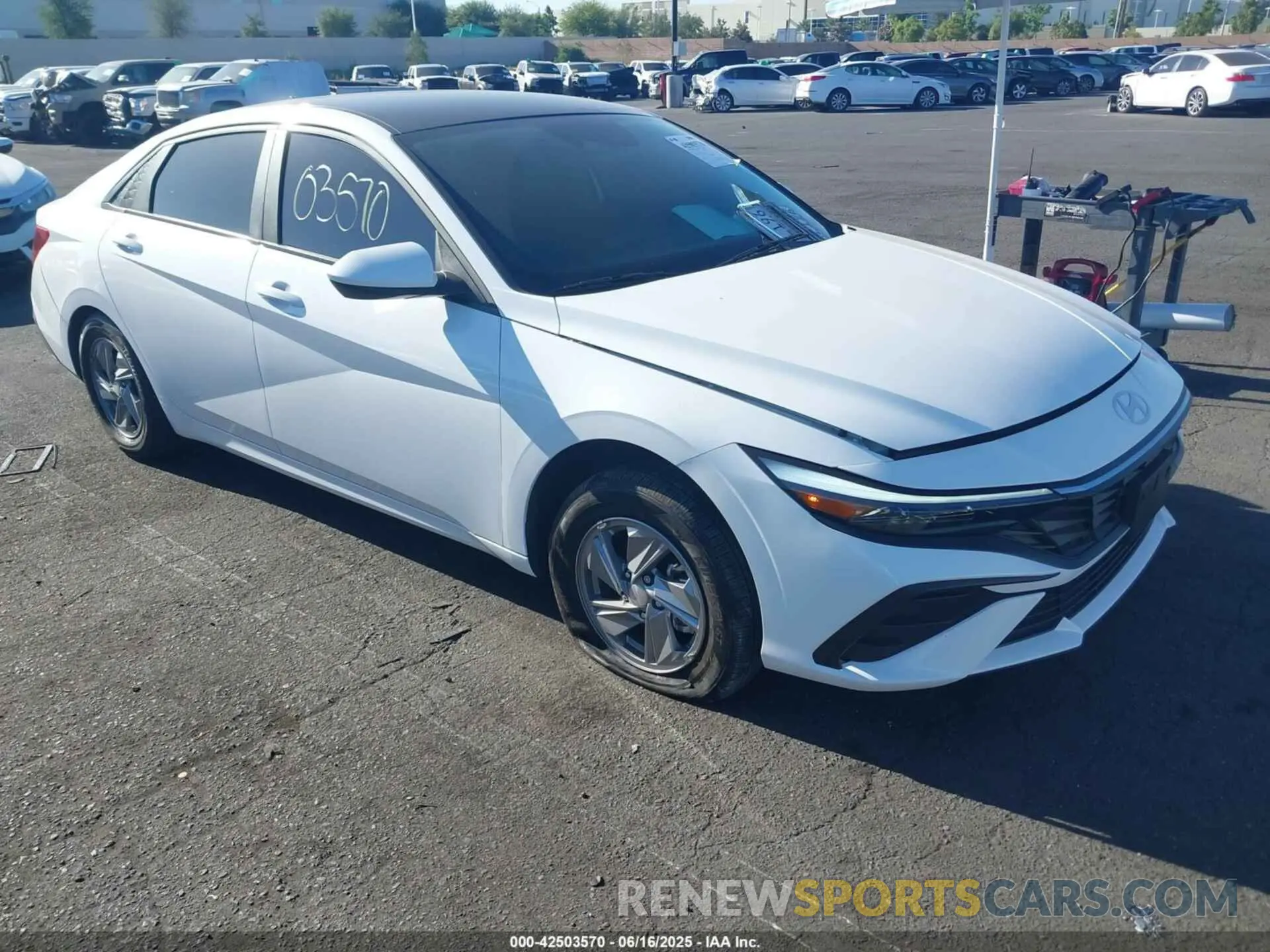13 Photograph of a damaged car KMHLL4DG8RU816118 HYUNDAI ELANTRA 2024