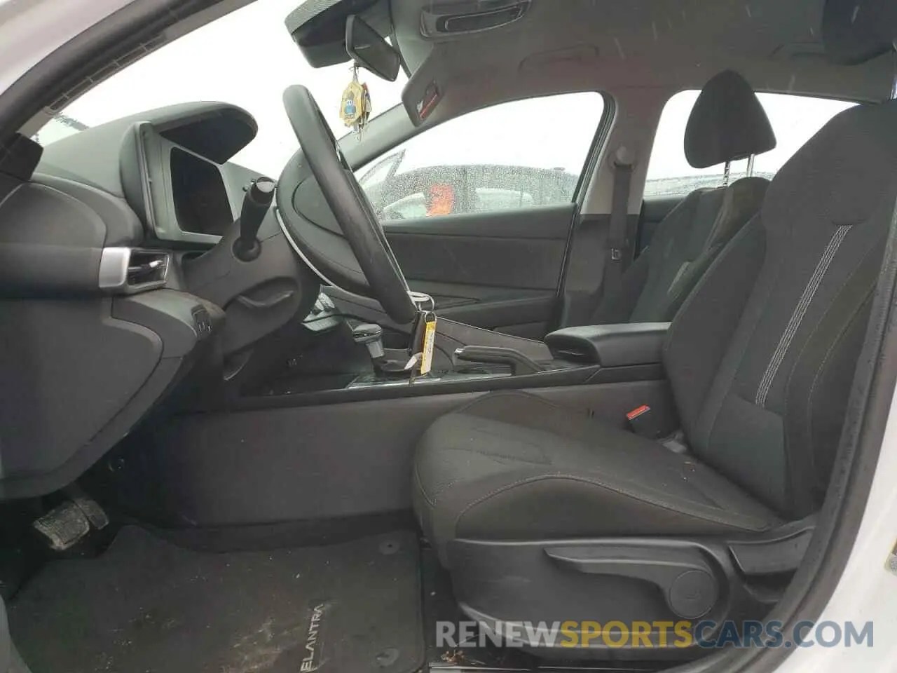 7 Photograph of a damaged car KMHLL4DG8RU816748 HYUNDAI ELANTRA 2024