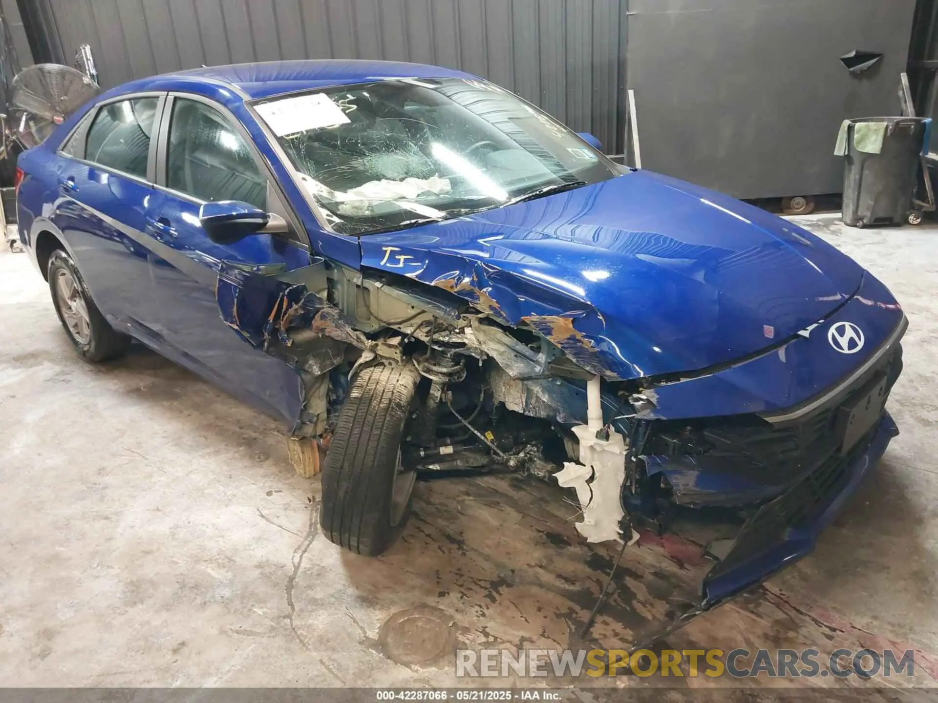1 Photograph of a damaged car KMHLL4DG8RU820329 HYUNDAI ELANTRA 2024