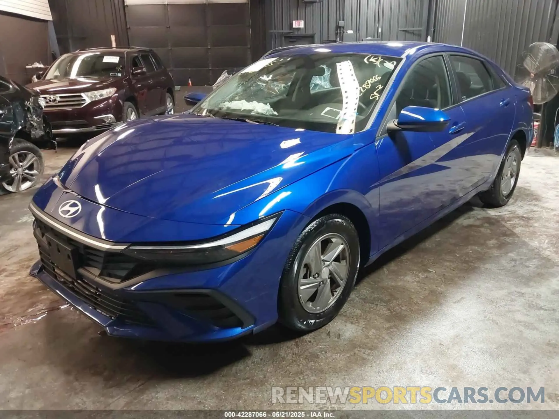 2 Photograph of a damaged car KMHLL4DG8RU820329 HYUNDAI ELANTRA 2024