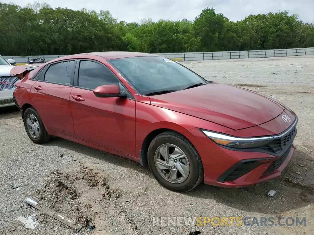 4 Photograph of a damaged car KMHLL4DG8RU851547 HYUNDAI ELANTRA 2024