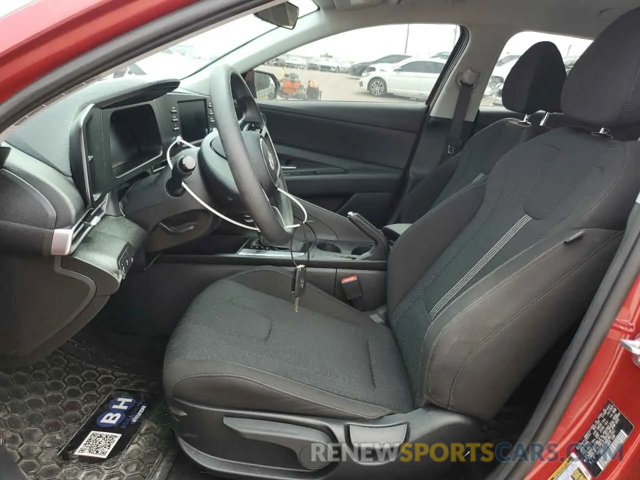7 Photograph of a damaged car KMHLL4DG8RU851547 HYUNDAI ELANTRA 2024