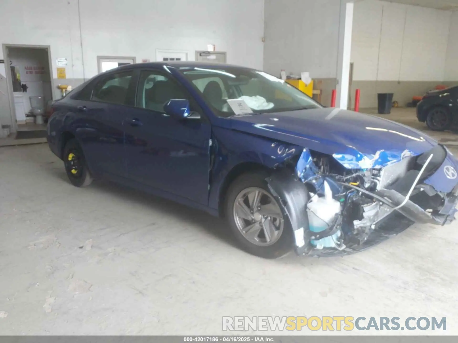 1 Photograph of a damaged car KMHLL4DG9RU681389 HYUNDAI ELANTRA 2024
