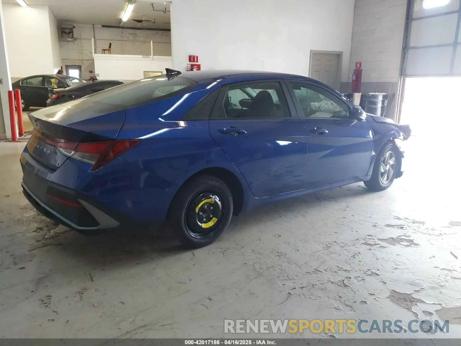 4 Photograph of a damaged car KMHLL4DG9RU681389 HYUNDAI ELANTRA 2024