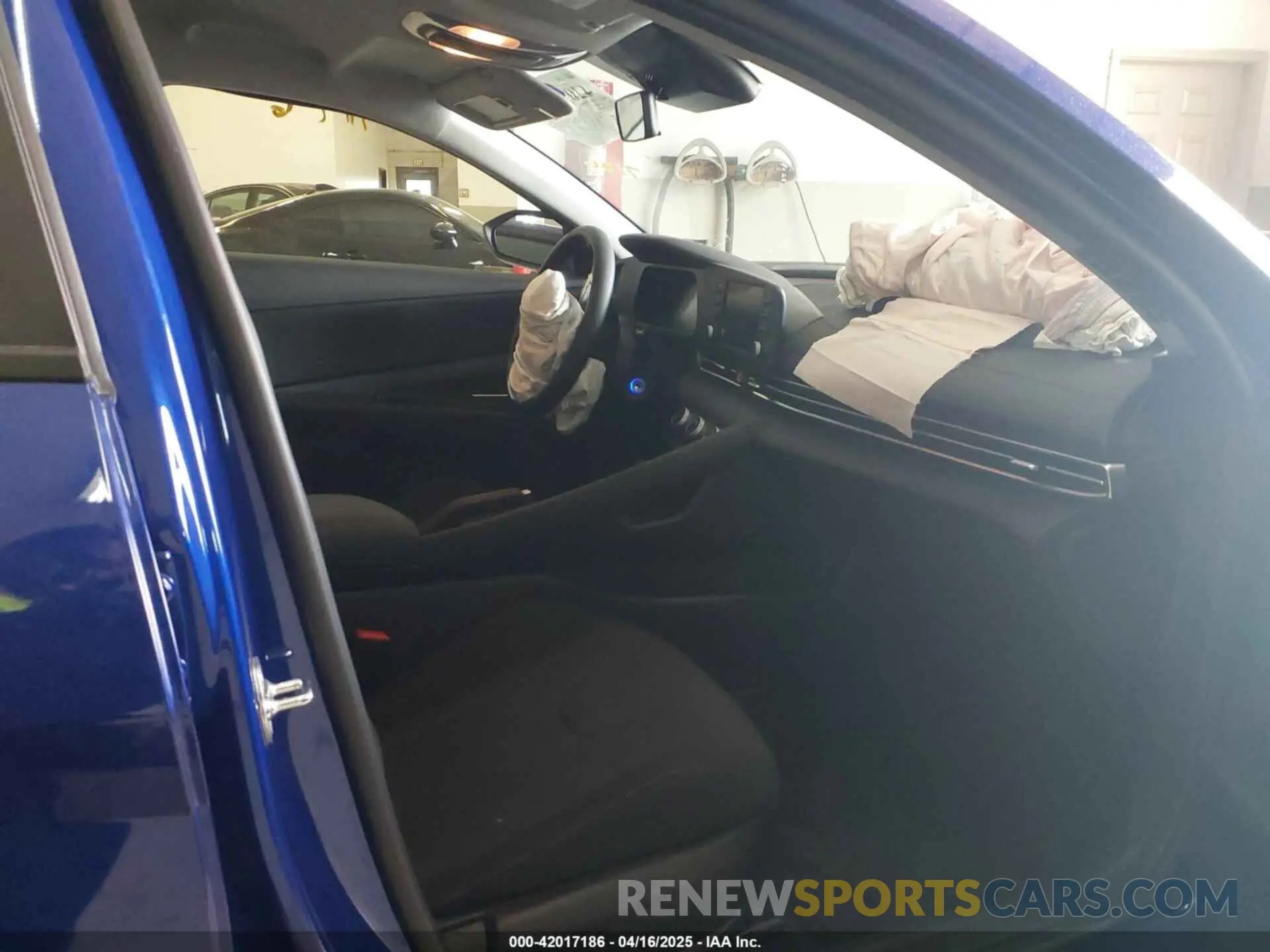 5 Photograph of a damaged car KMHLL4DG9RU681389 HYUNDAI ELANTRA 2024