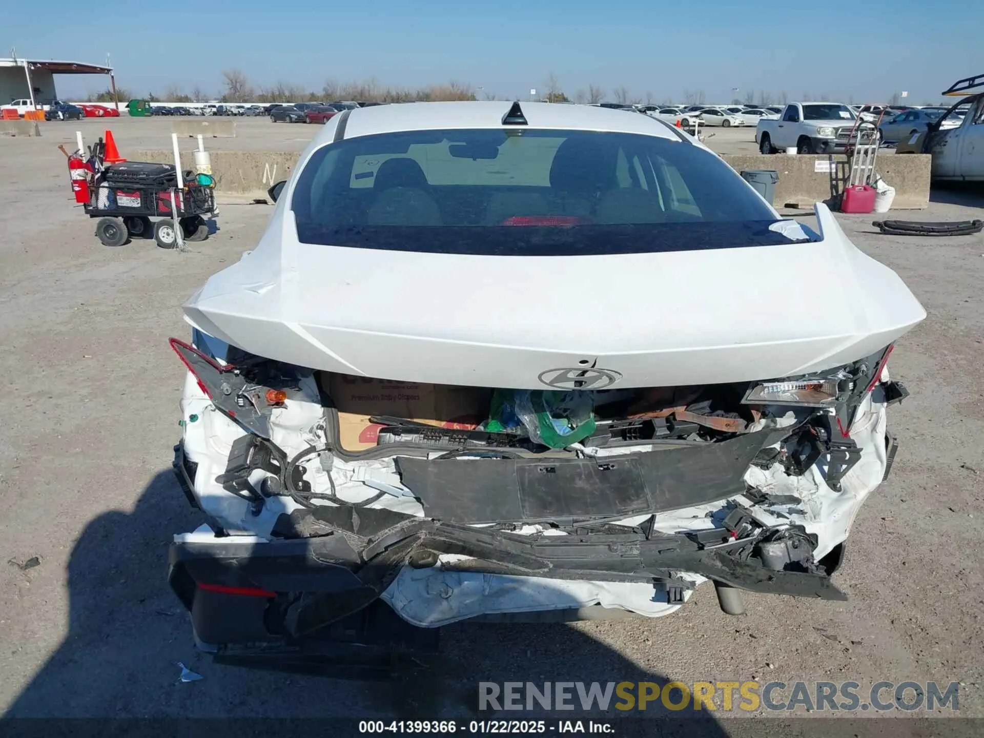 17 Photograph of a damaged car KMHLL4DG9RU828312 HYUNDAI ELANTRA 2024