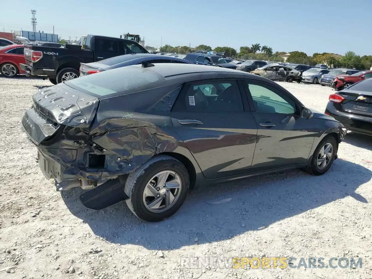3 Photograph of a damaged car KMHLL4DGXRU676265 HYUNDAI ELANTRA 2024