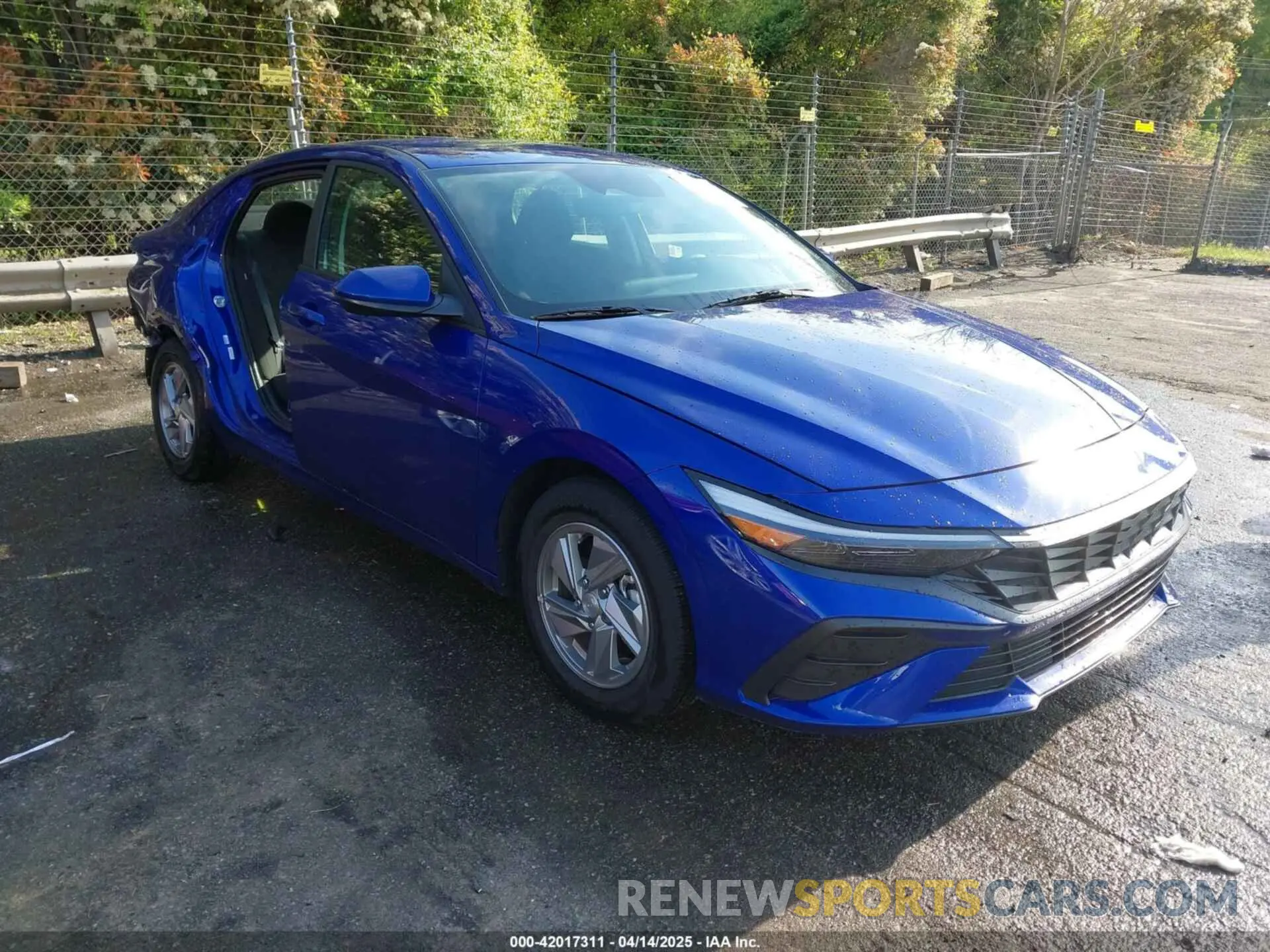 1 Photograph of a damaged car KMHLL4DGXRU779167 HYUNDAI ELANTRA 2024