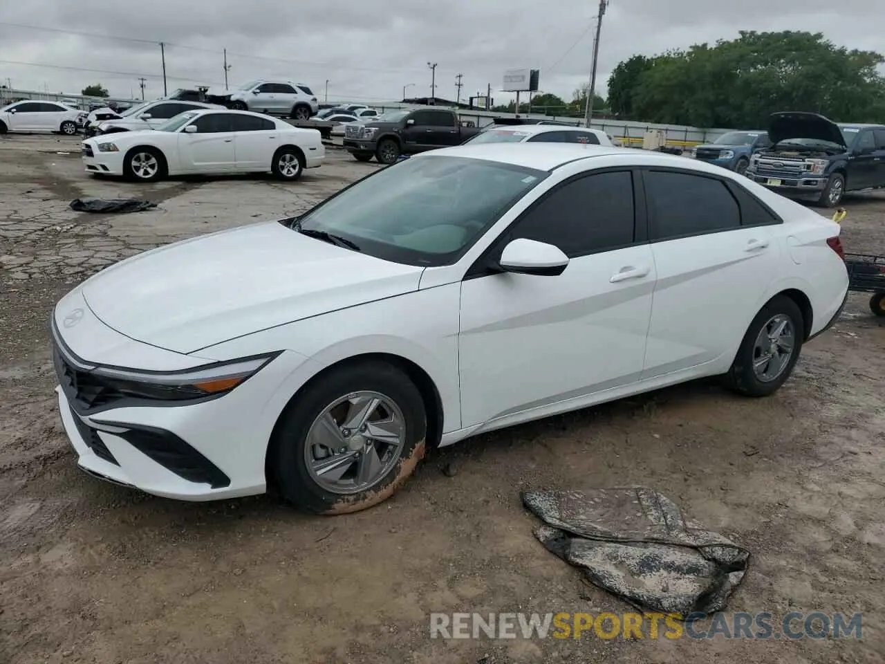 1 Photograph of a damaged car KMHLL4DGXRU790542 HYUNDAI ELANTRA 2024