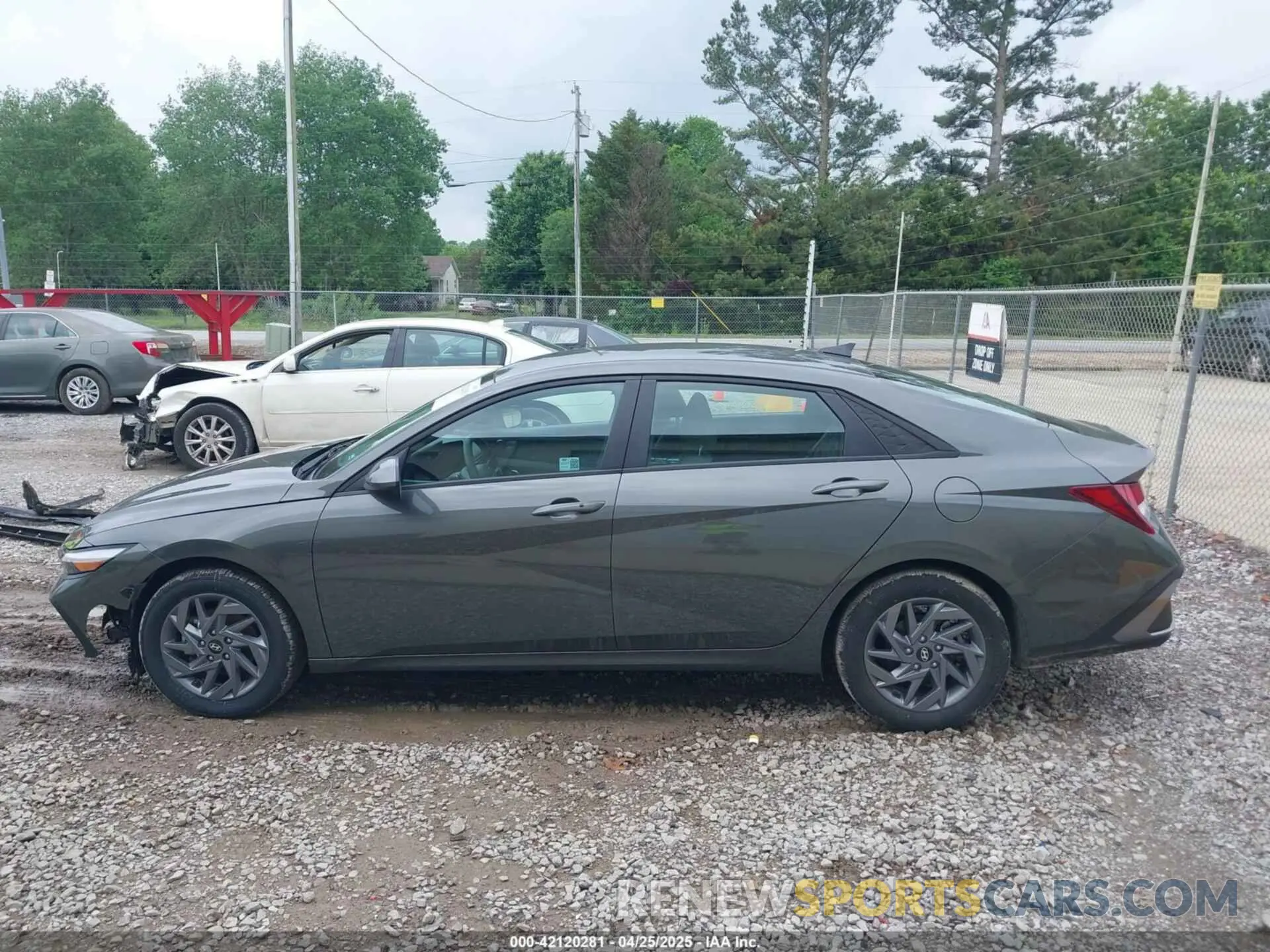14 Photograph of a damaged car KMHLM4DG0RU664770 HYUNDAI ELANTRA 2024