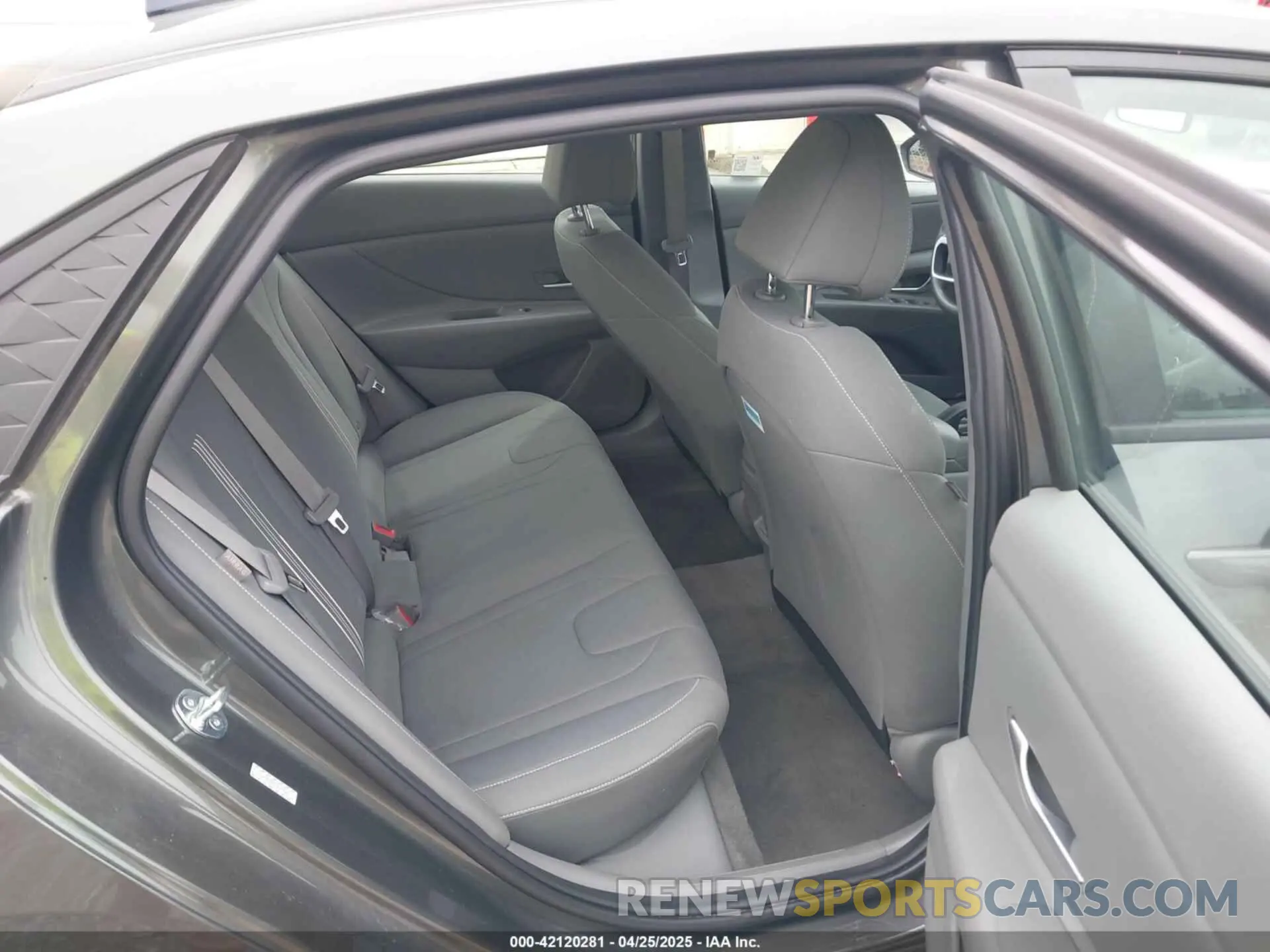 8 Photograph of a damaged car KMHLM4DG0RU664770 HYUNDAI ELANTRA 2024