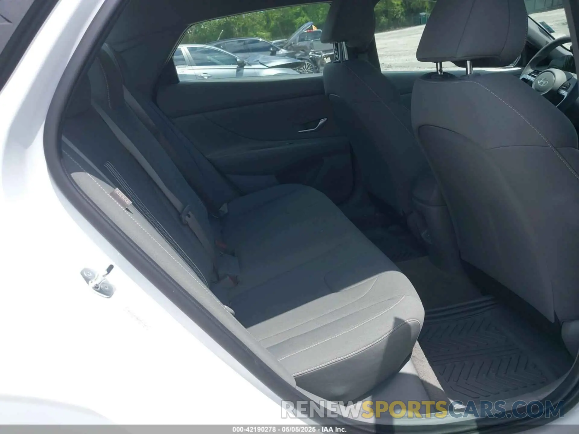 8 Photograph of a damaged car KMHLM4DG0RU672240 HYUNDAI ELANTRA 2024