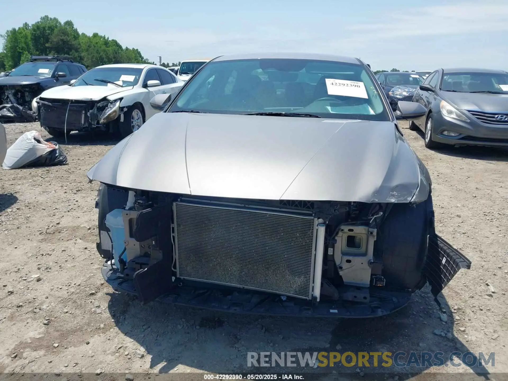 13 Photograph of a damaged car KMHLM4DG0RU684257 HYUNDAI ELANTRA 2024