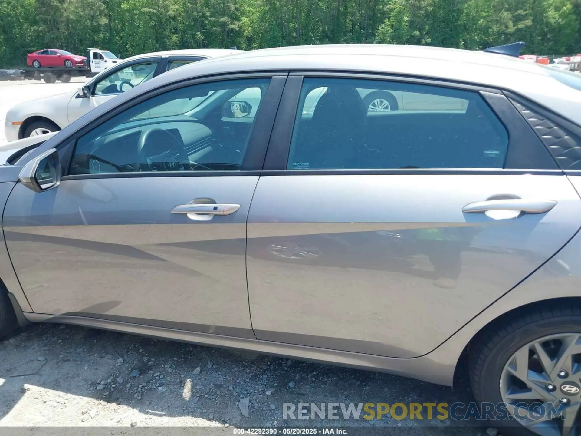 15 Photograph of a damaged car KMHLM4DG0RU684257 HYUNDAI ELANTRA 2024