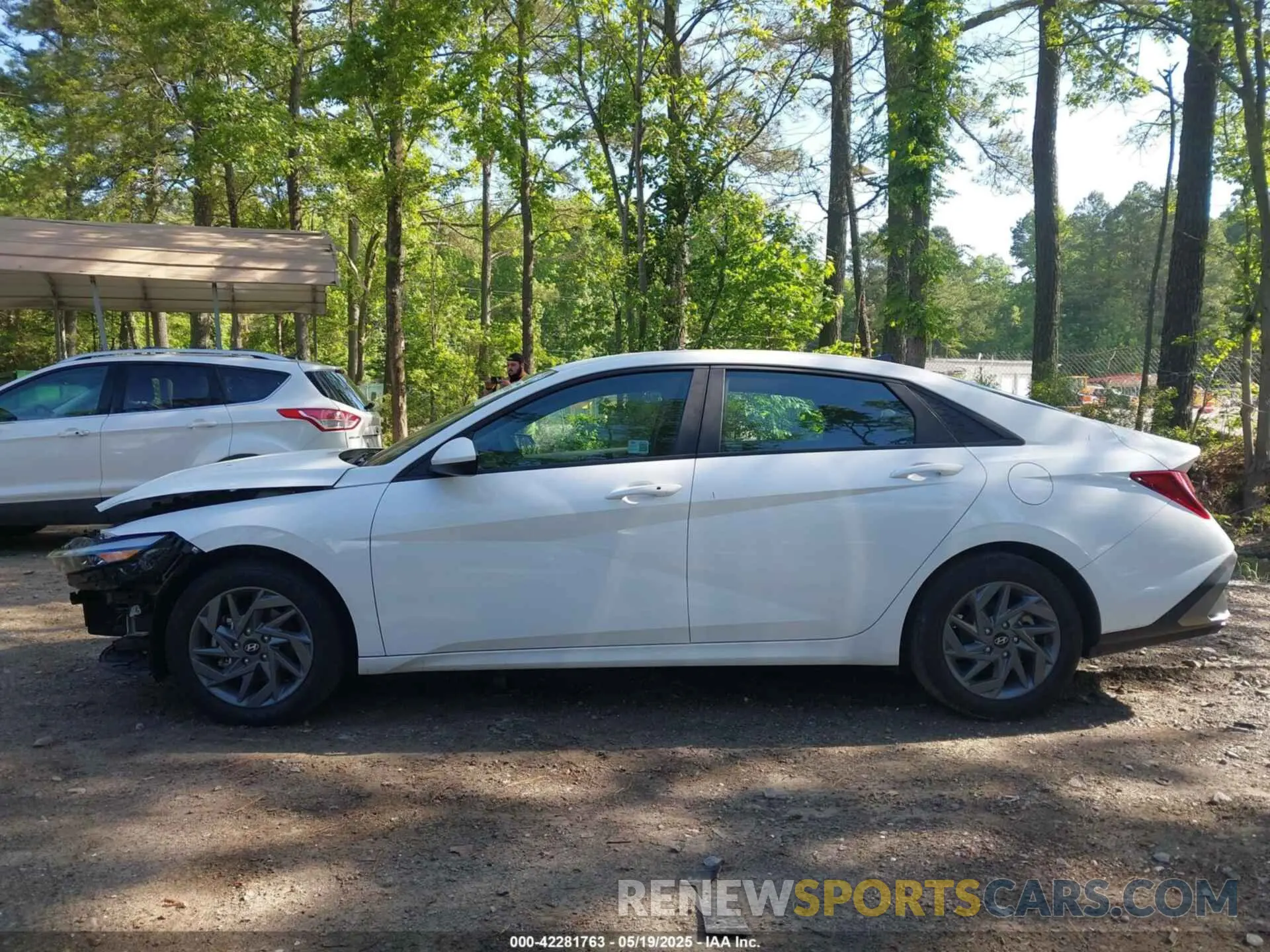 14 Photograph of a damaged car KMHLM4DG0RU685649 HYUNDAI ELANTRA 2024