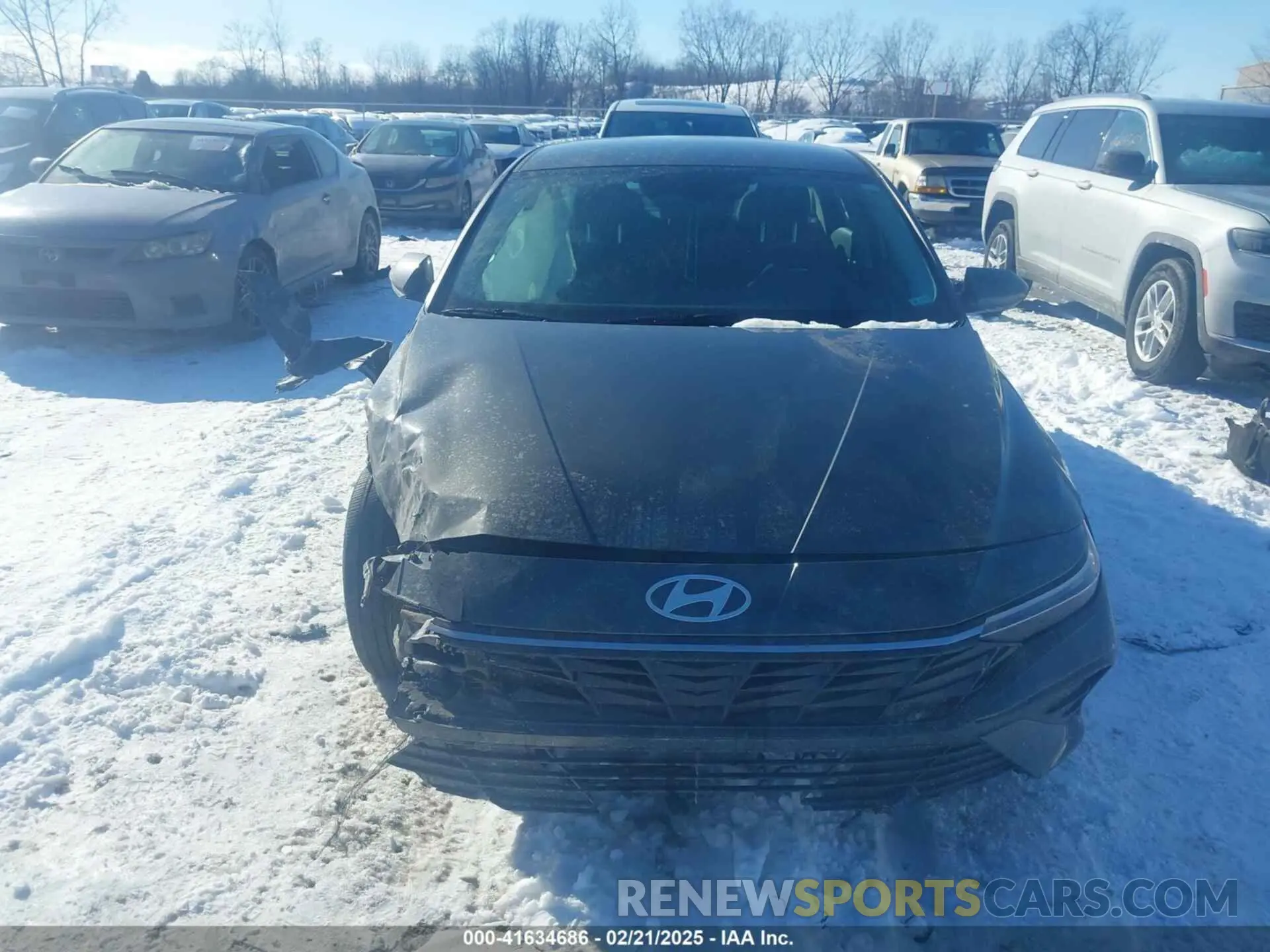 11 Photograph of a damaged car KMHLM4DG0RU745218 HYUNDAI ELANTRA 2024